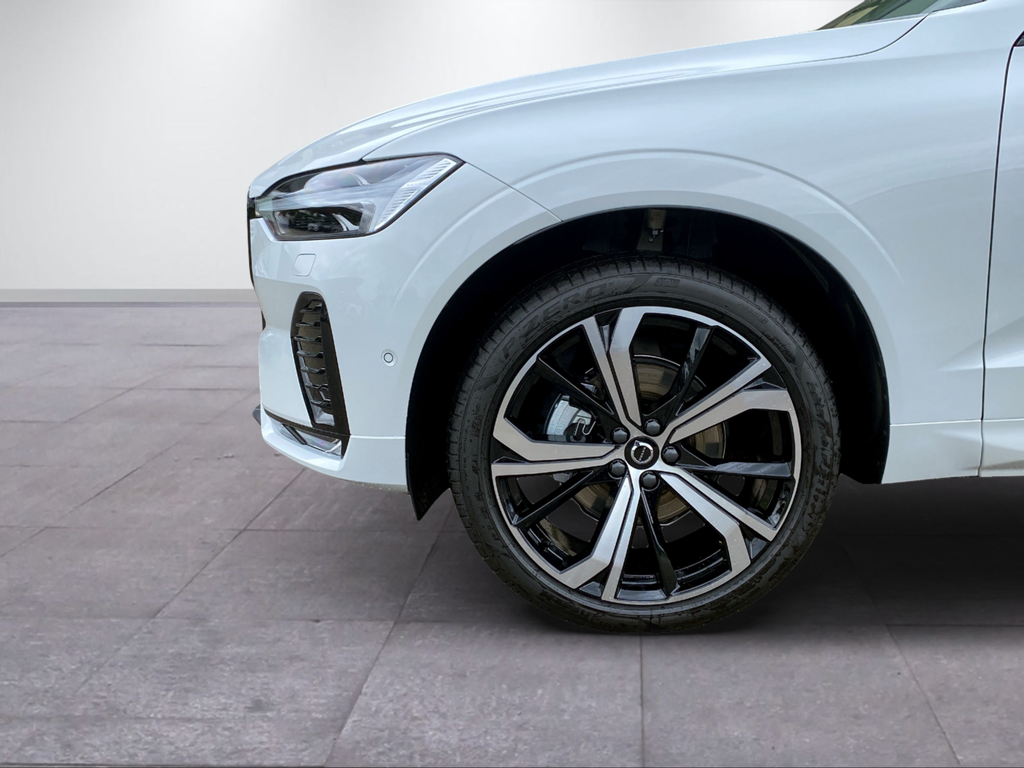 listing desktop thumbnail image 2