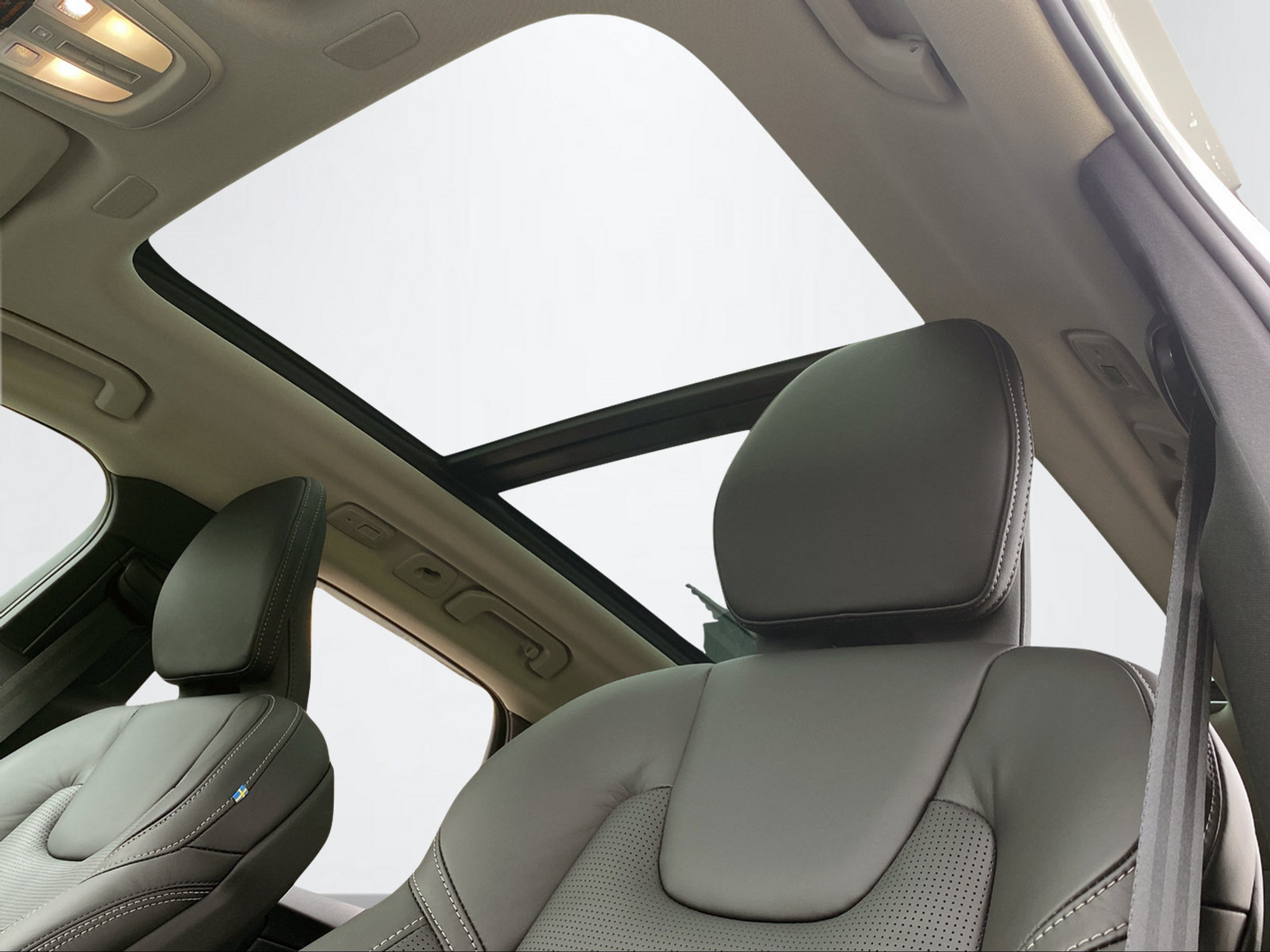 listing desktop thumbnail image 15