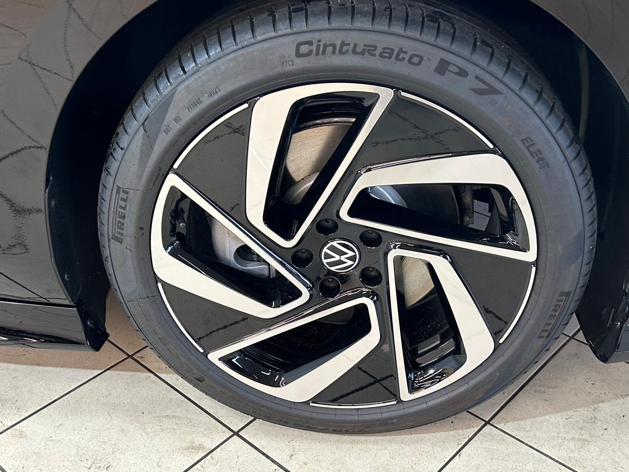 listing desktop thumbnail image 5