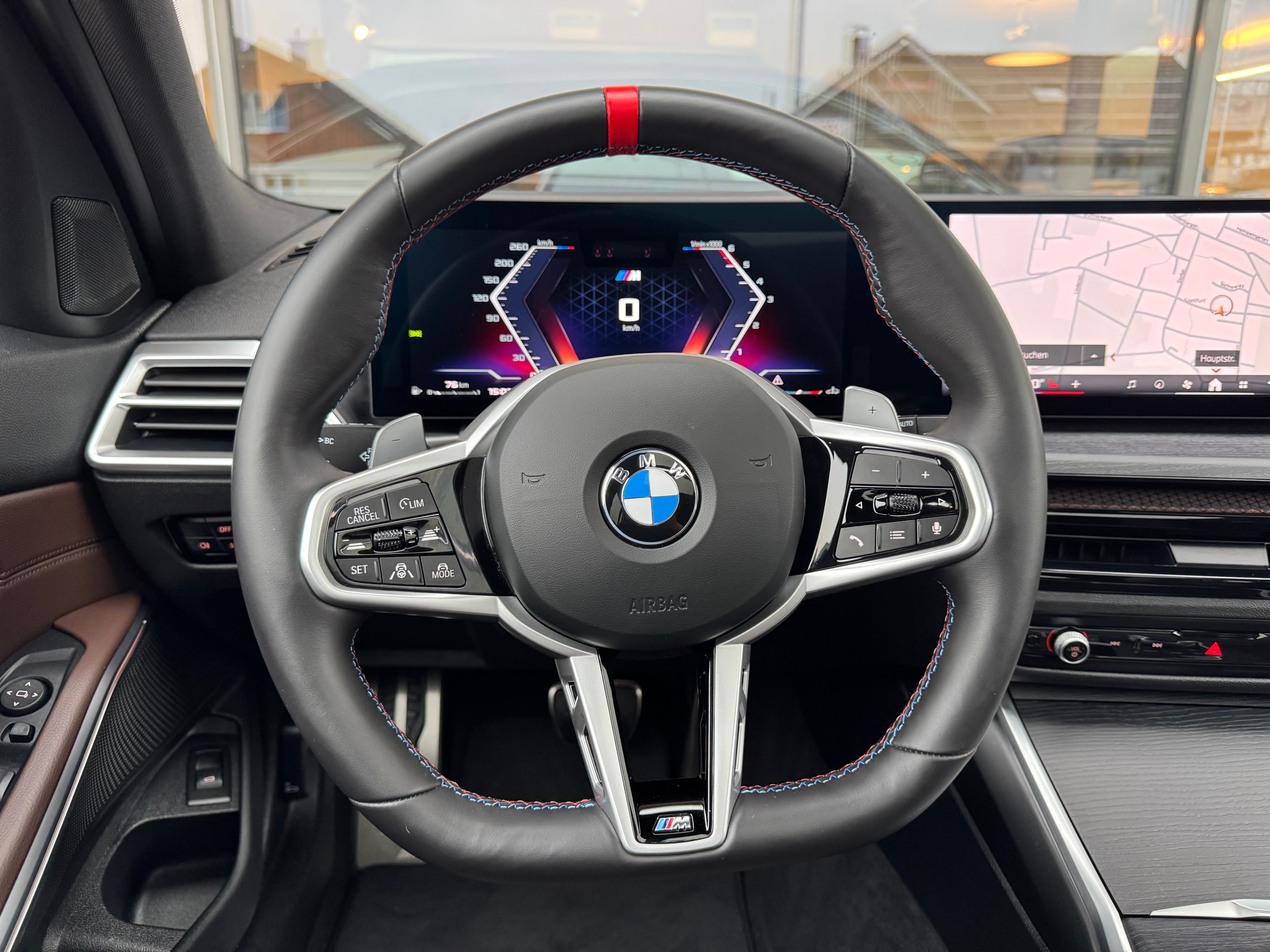 listing desktop thumbnail image 24