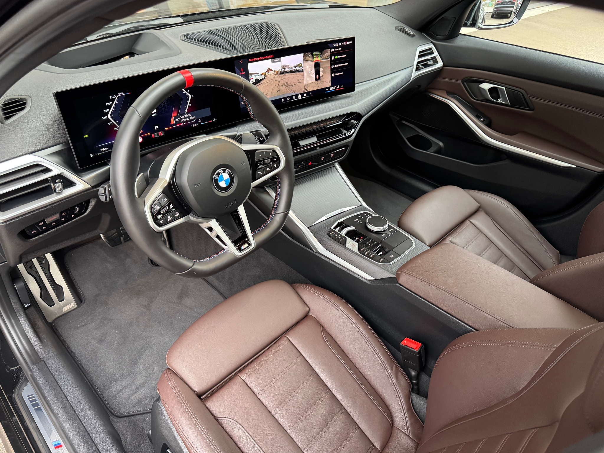 listing desktop thumbnail image 12