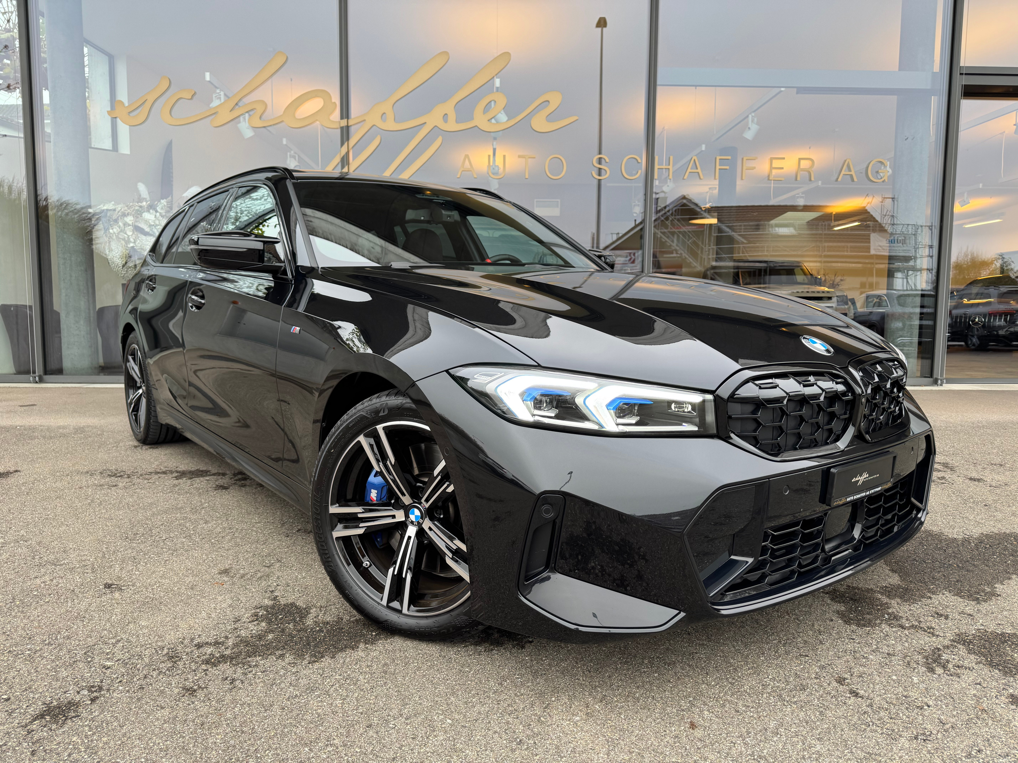 listing desktop thumbnail image 4