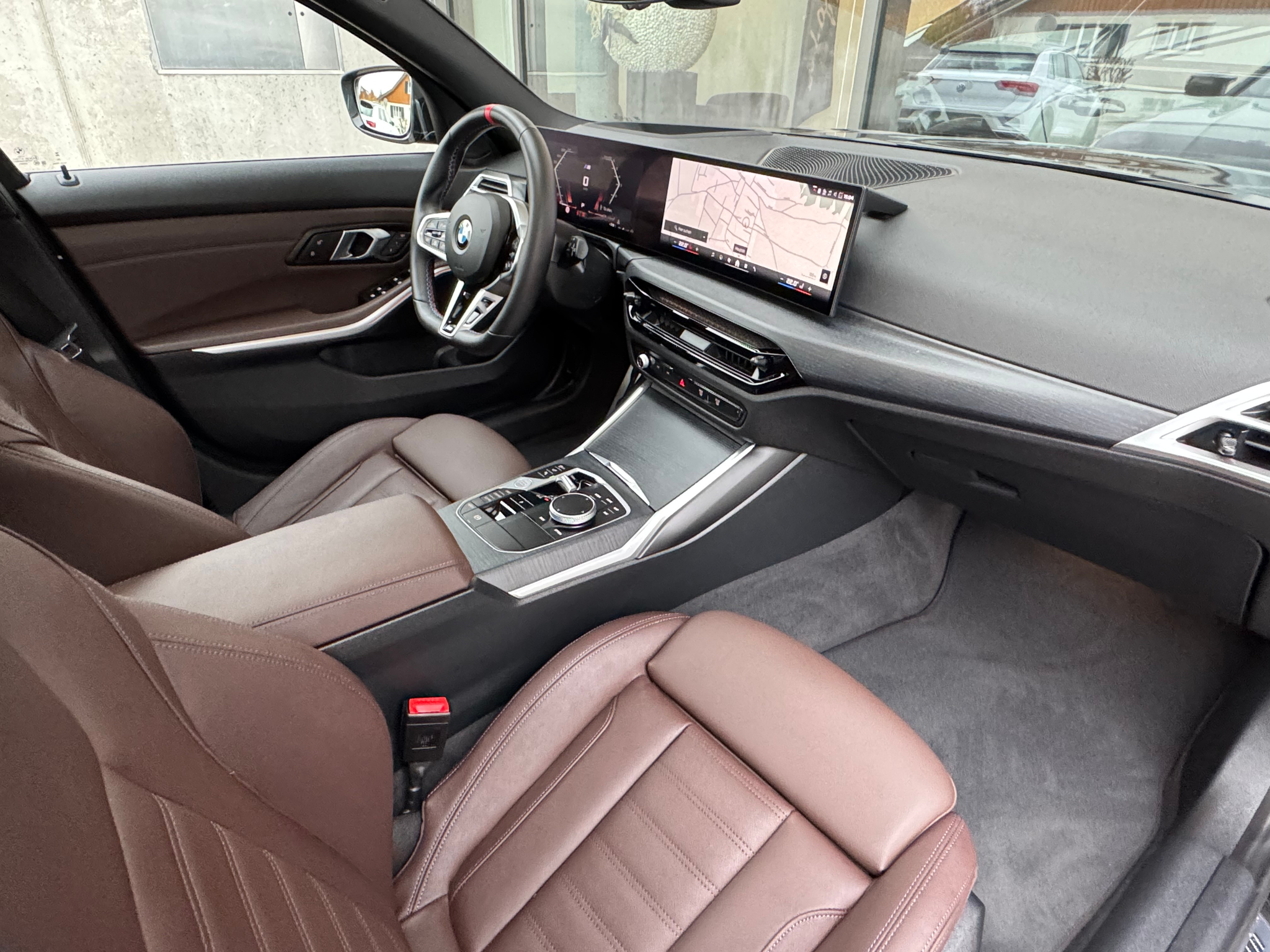 listing desktop thumbnail image 28