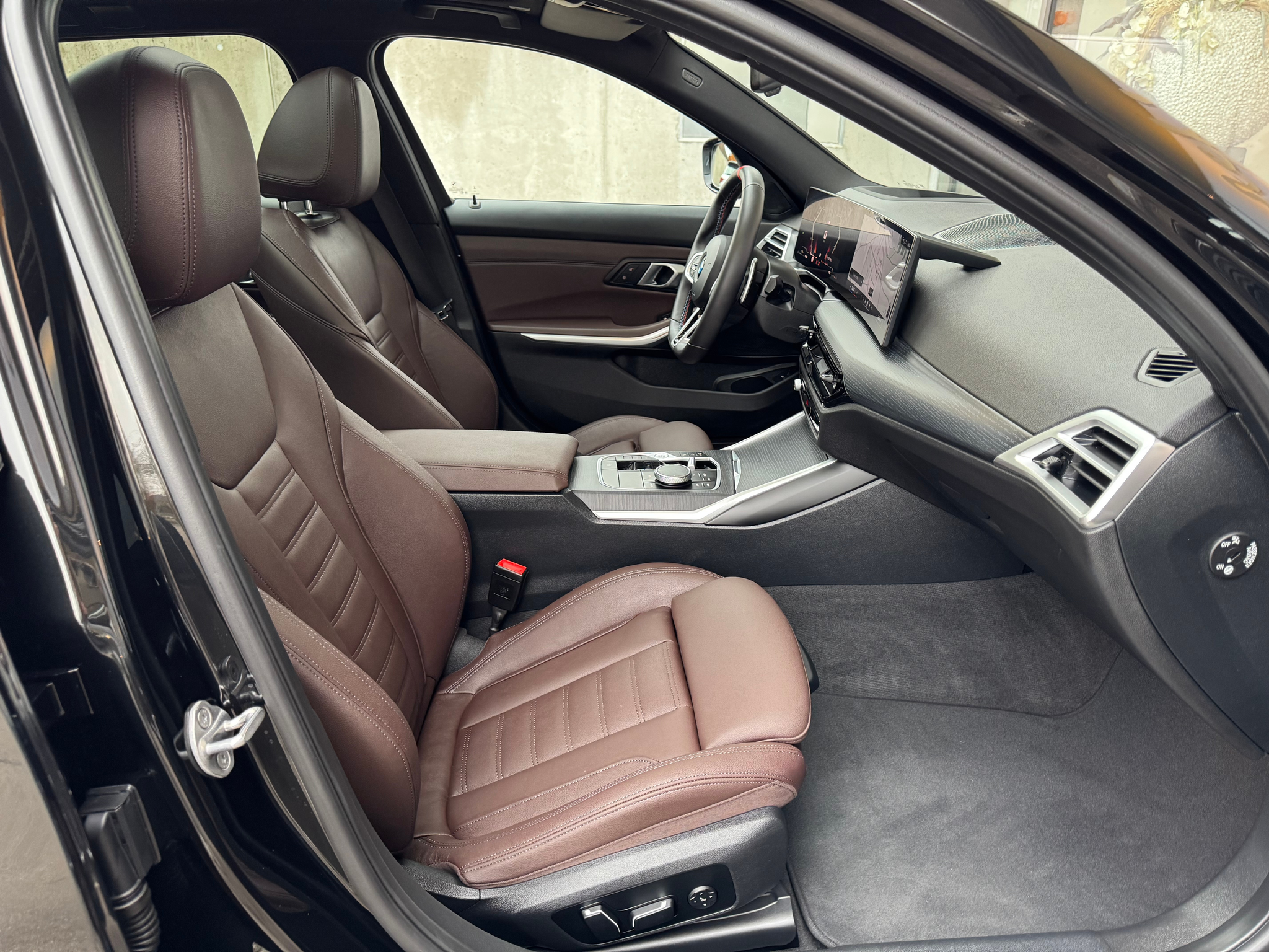 listing desktop thumbnail image 27