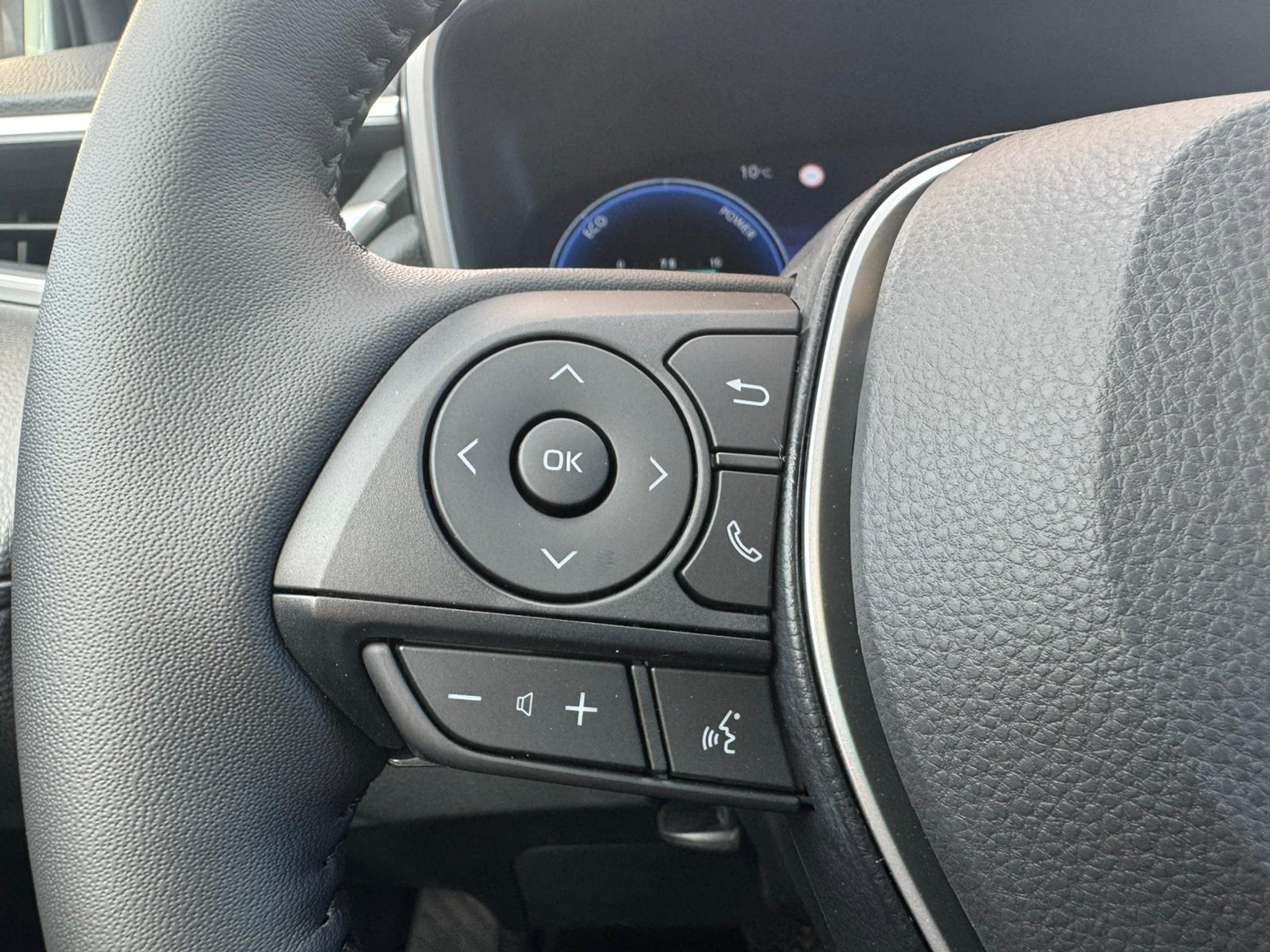 listing desktop thumbnail image 17