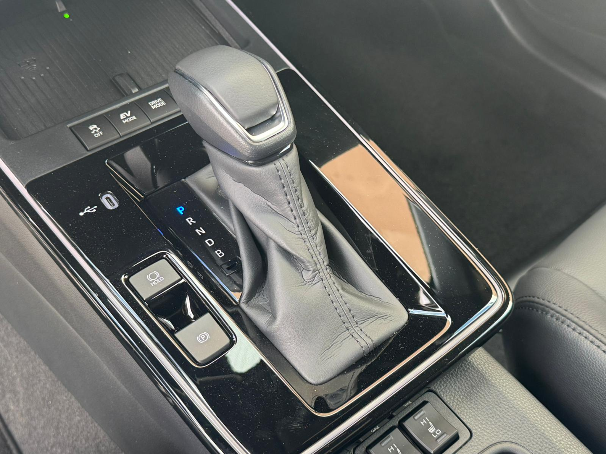 listing desktop thumbnail image 23