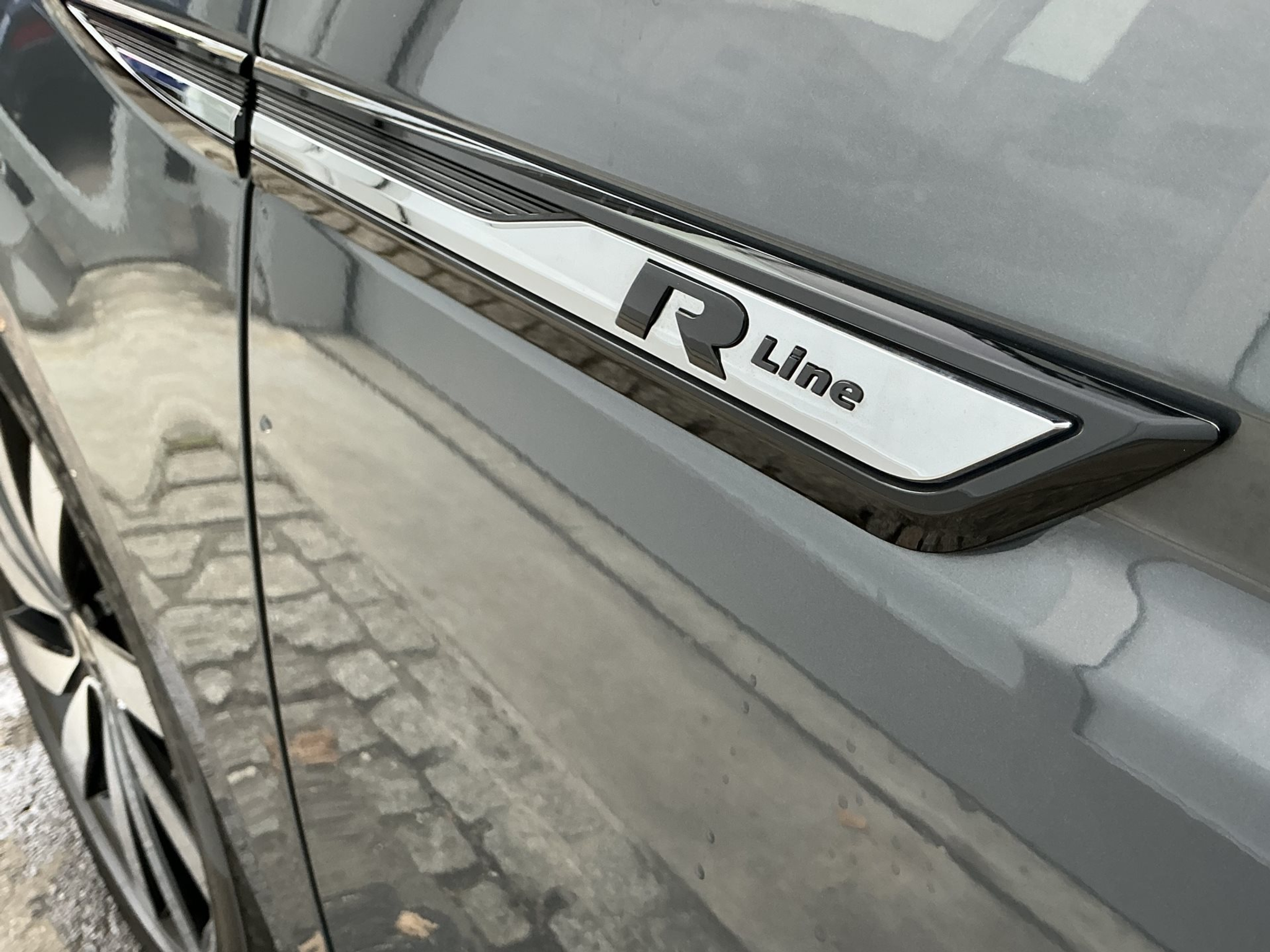 listing desktop thumbnail image 28