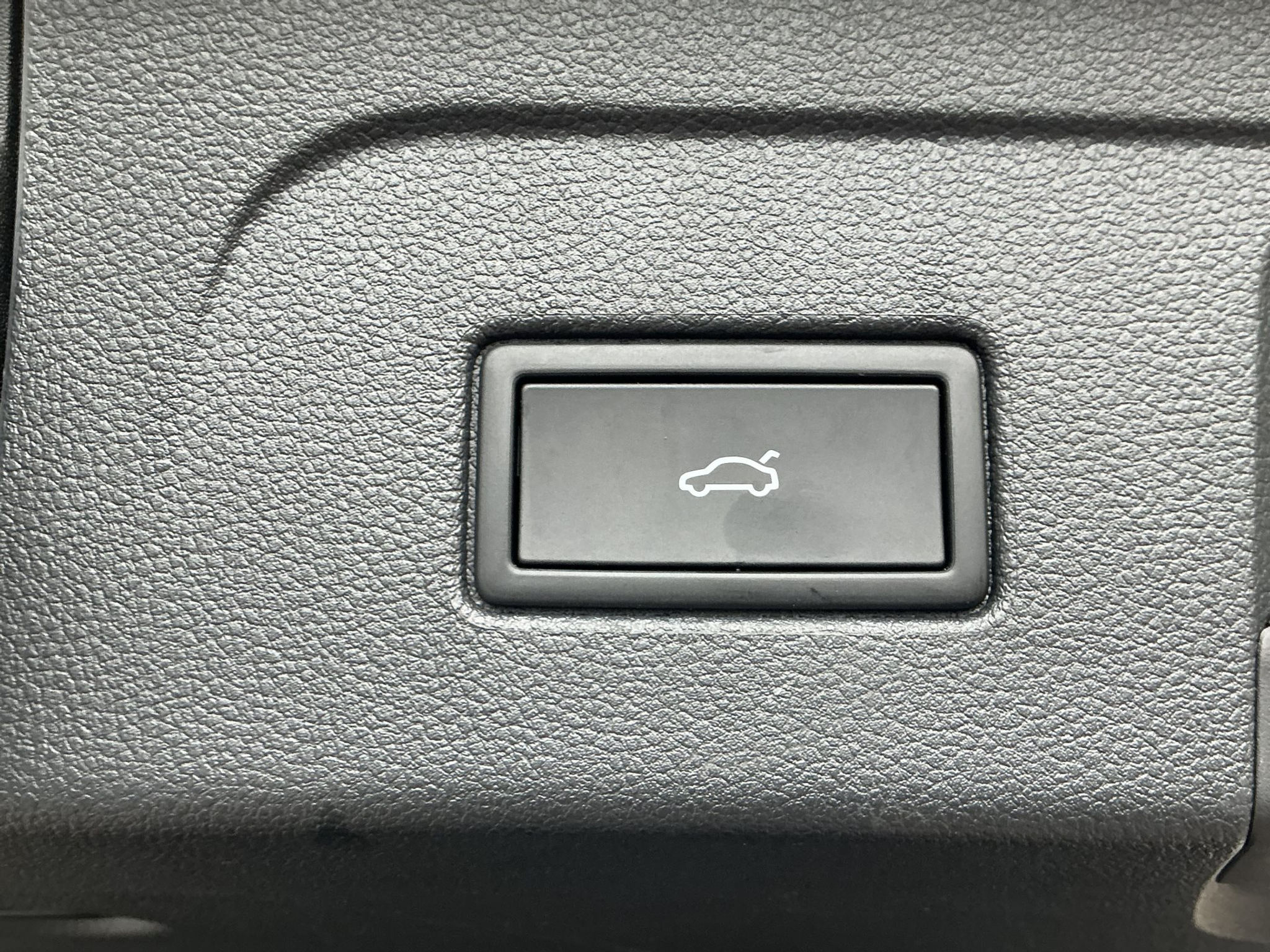 listing desktop thumbnail image 26