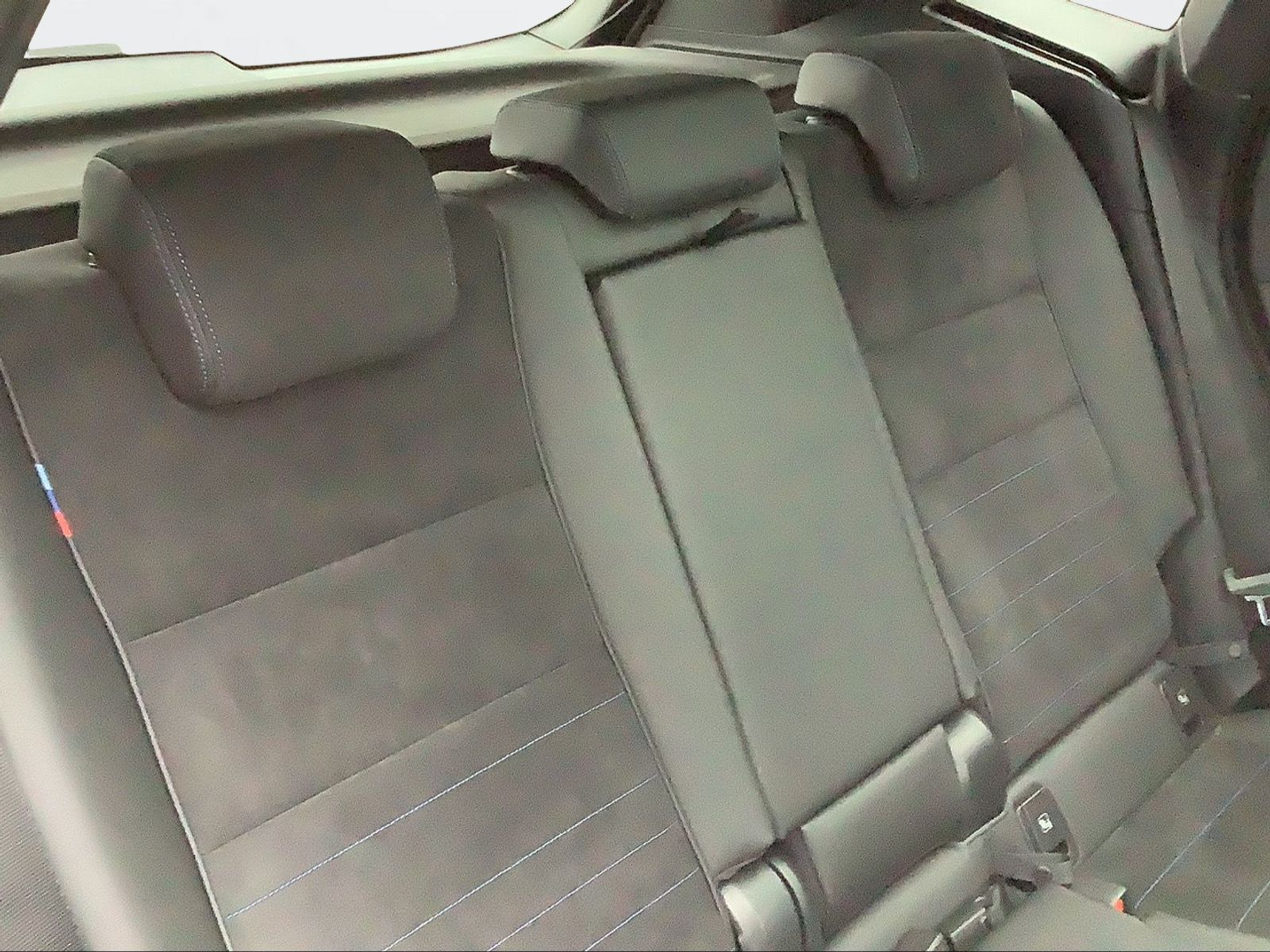 listing desktop thumbnail image 16