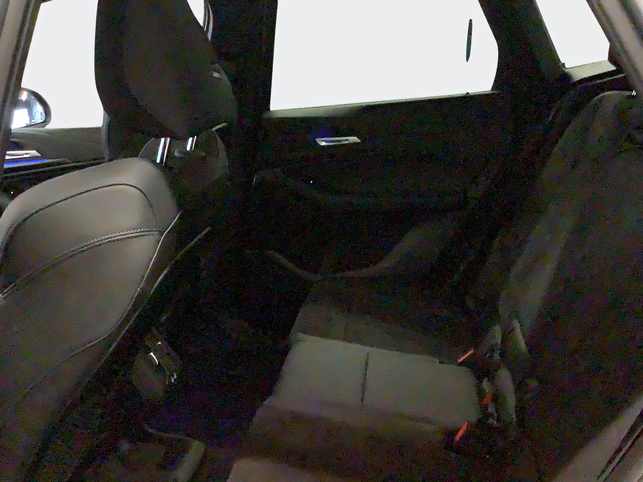 listing desktop thumbnail image 17