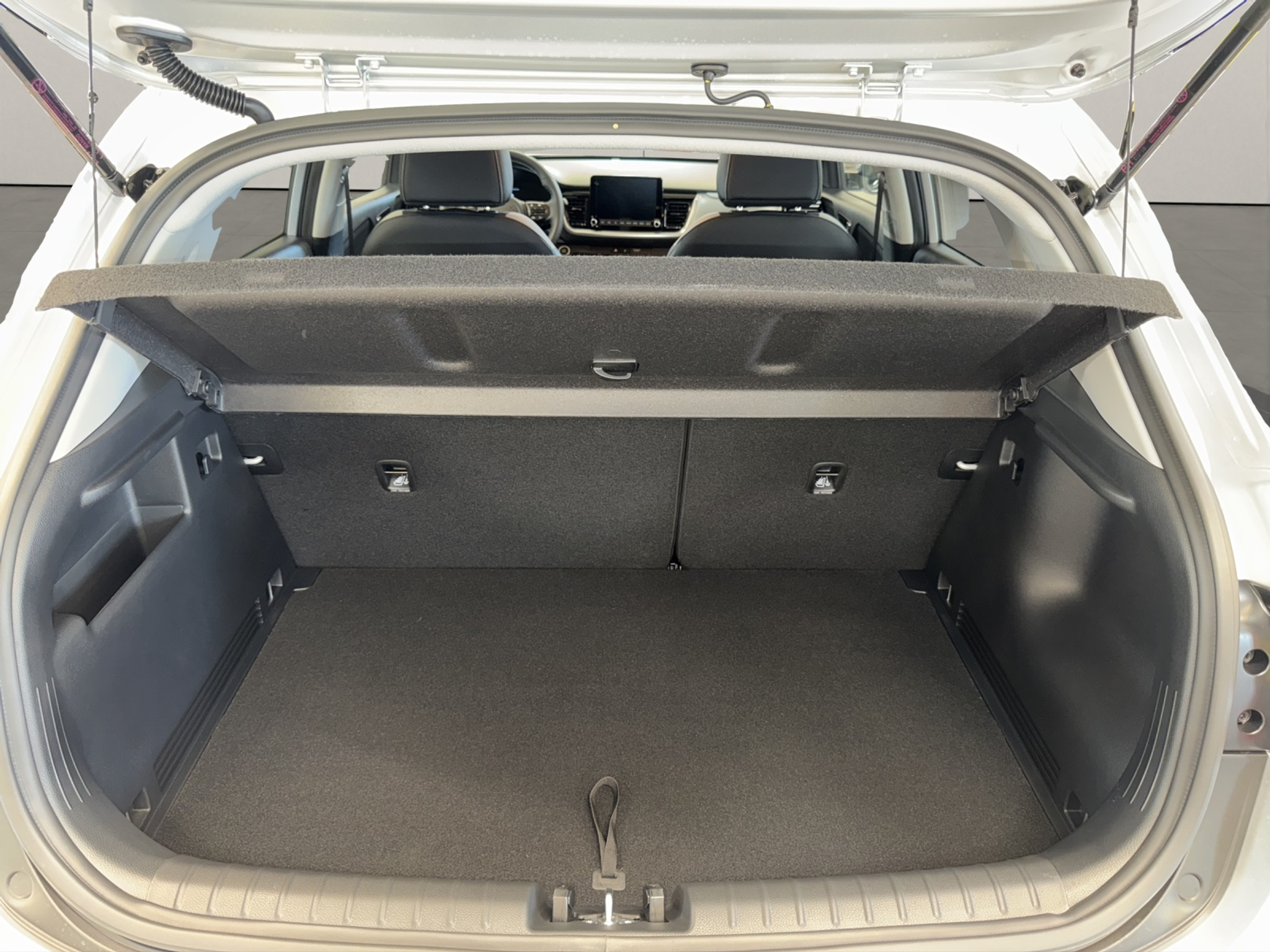 listing desktop thumbnail image 10