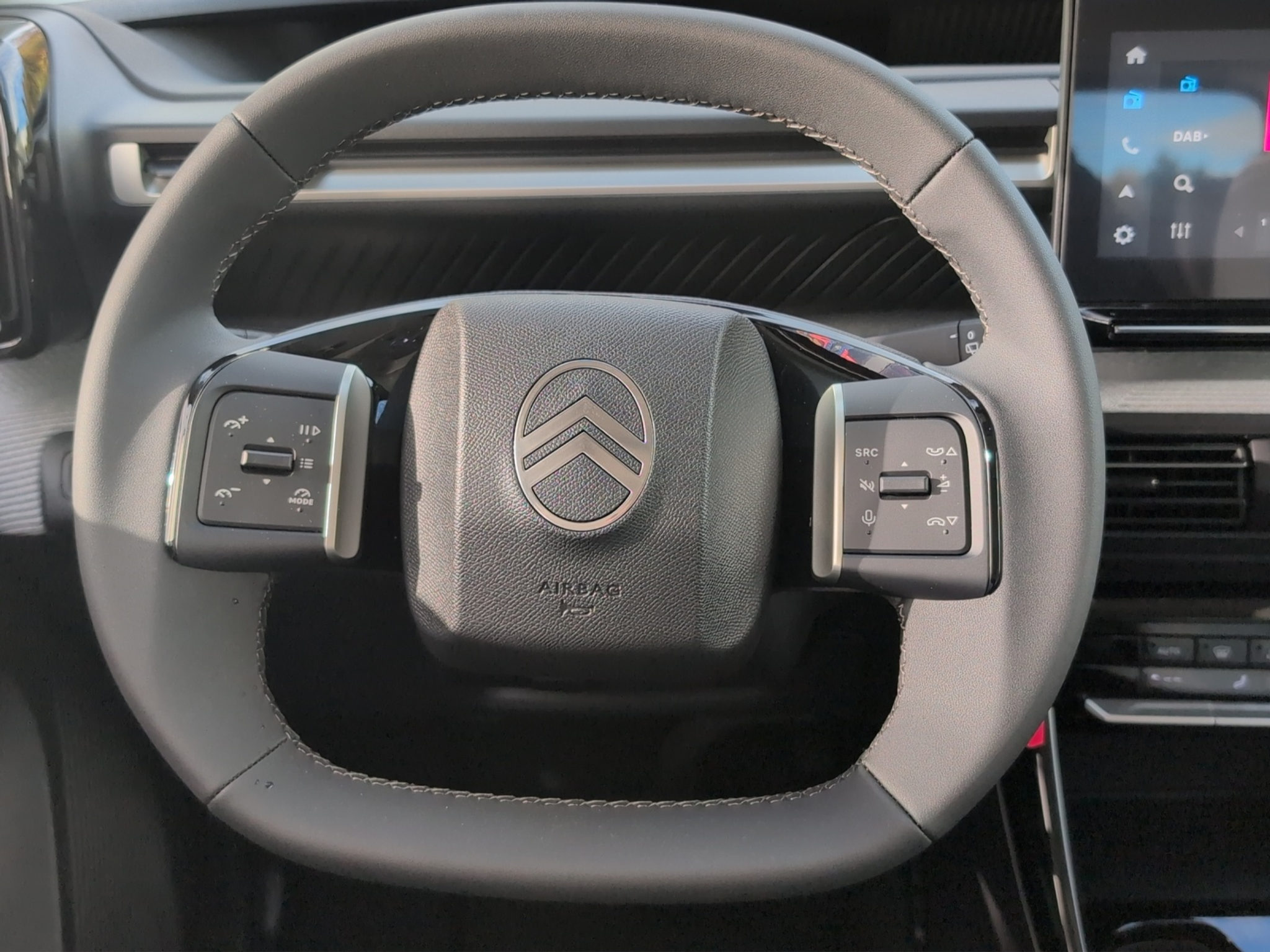 listing desktop thumbnail image 12