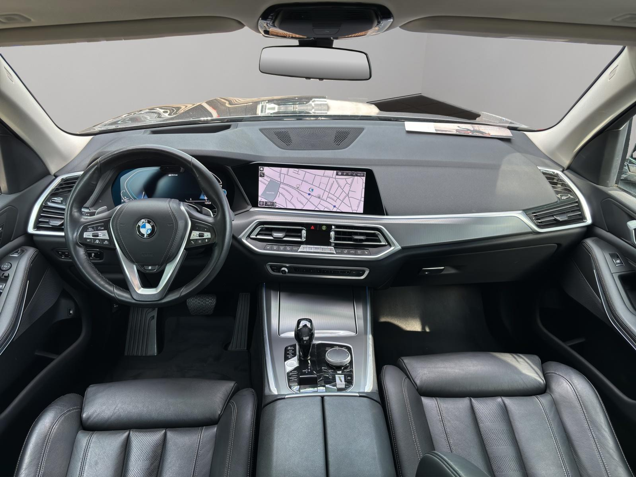 listing desktop thumbnail image 6