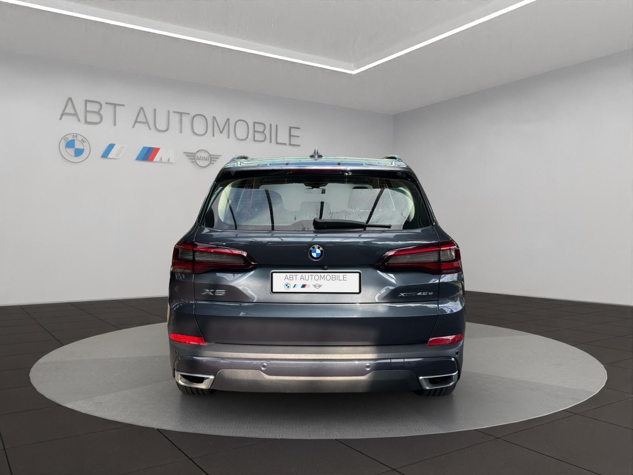 listing desktop thumbnail image 4