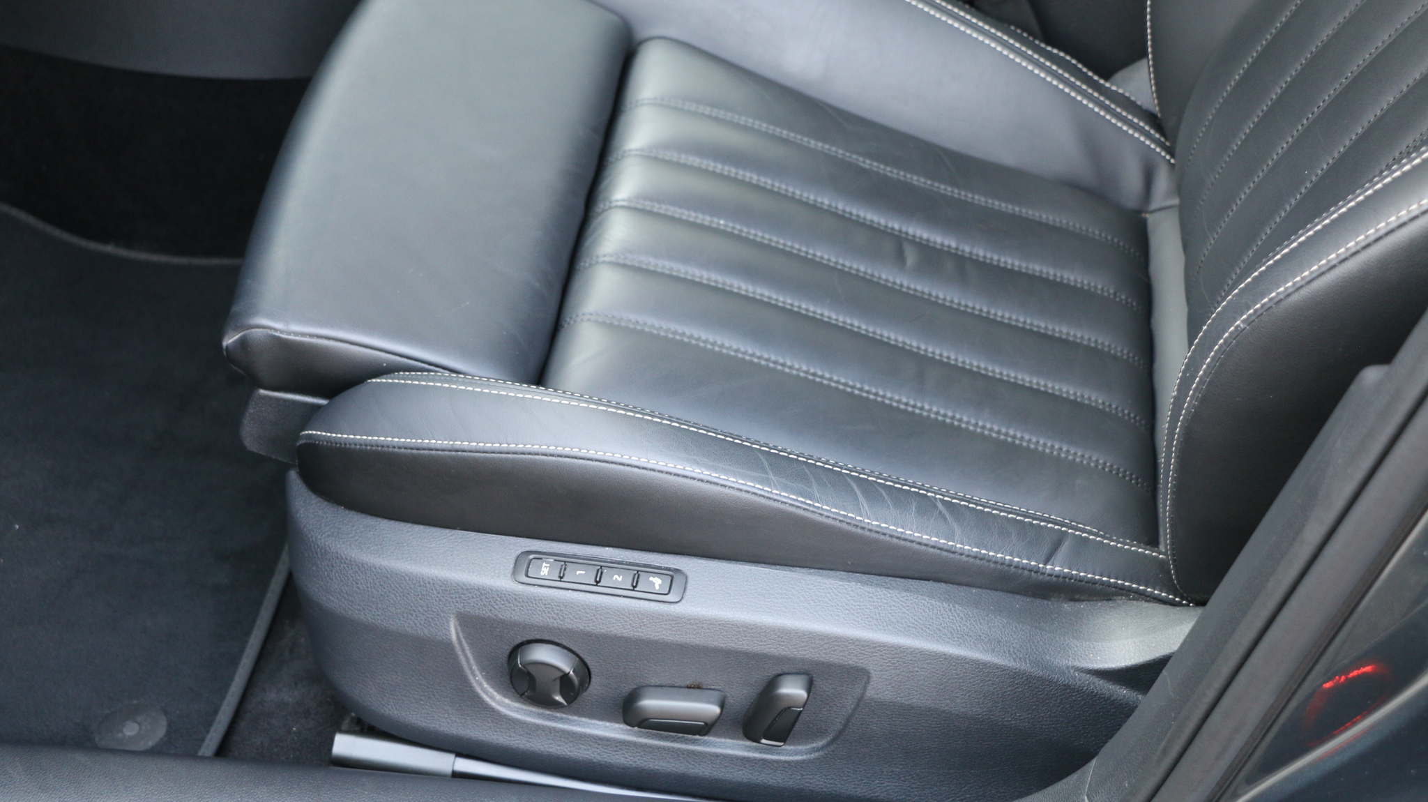 listing desktop thumbnail image 15