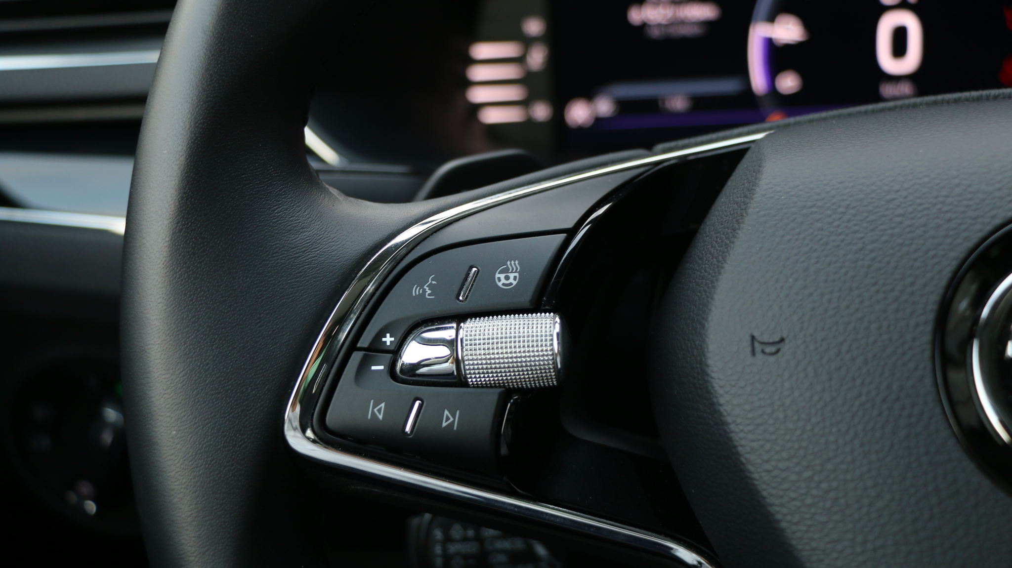 listing desktop thumbnail image 9