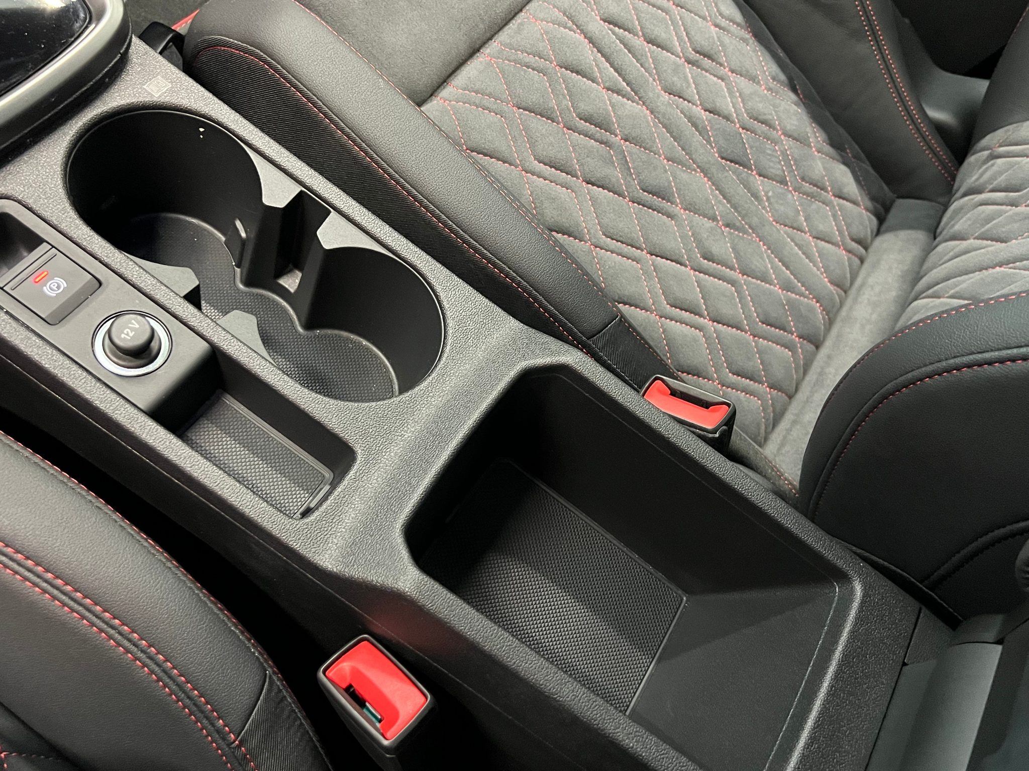 listing desktop thumbnail image 25