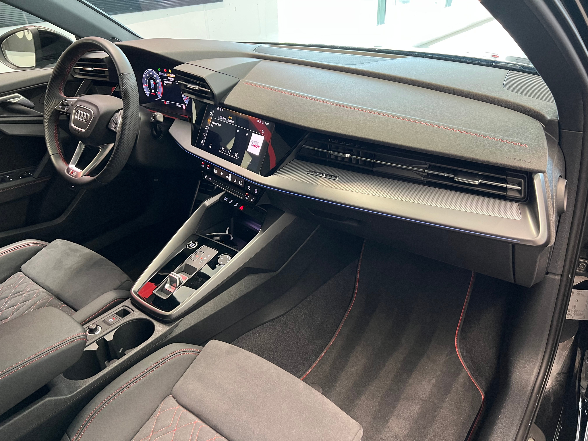 listing desktop thumbnail image 20