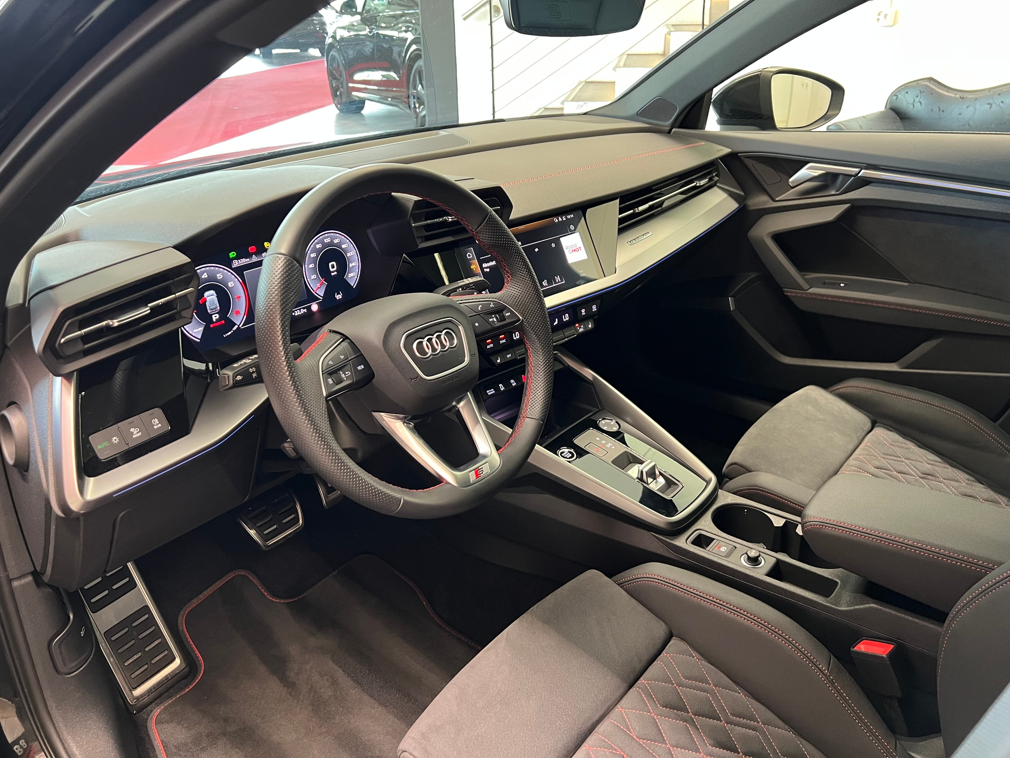 listing desktop thumbnail image 11