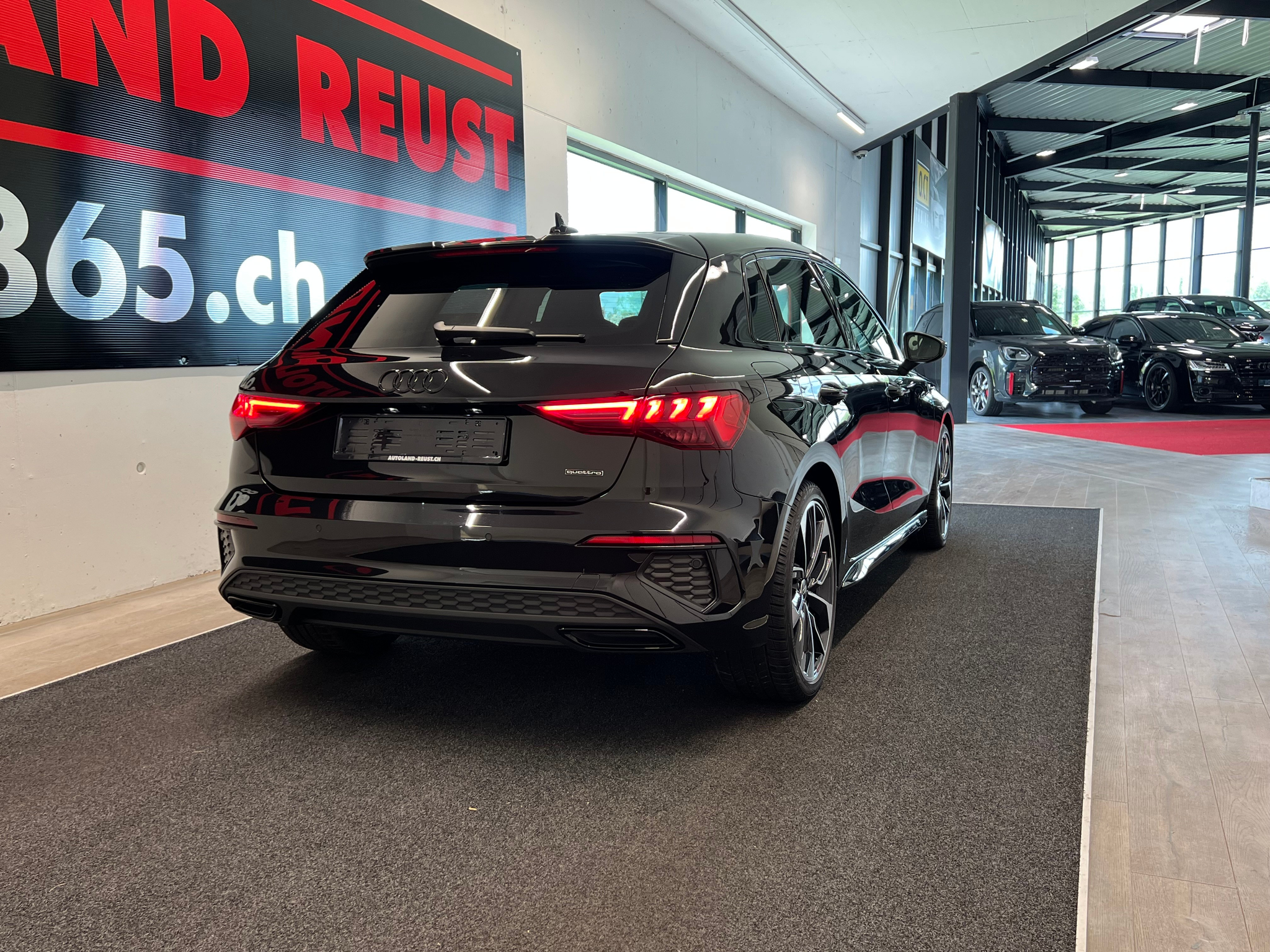 listing desktop thumbnail image 6