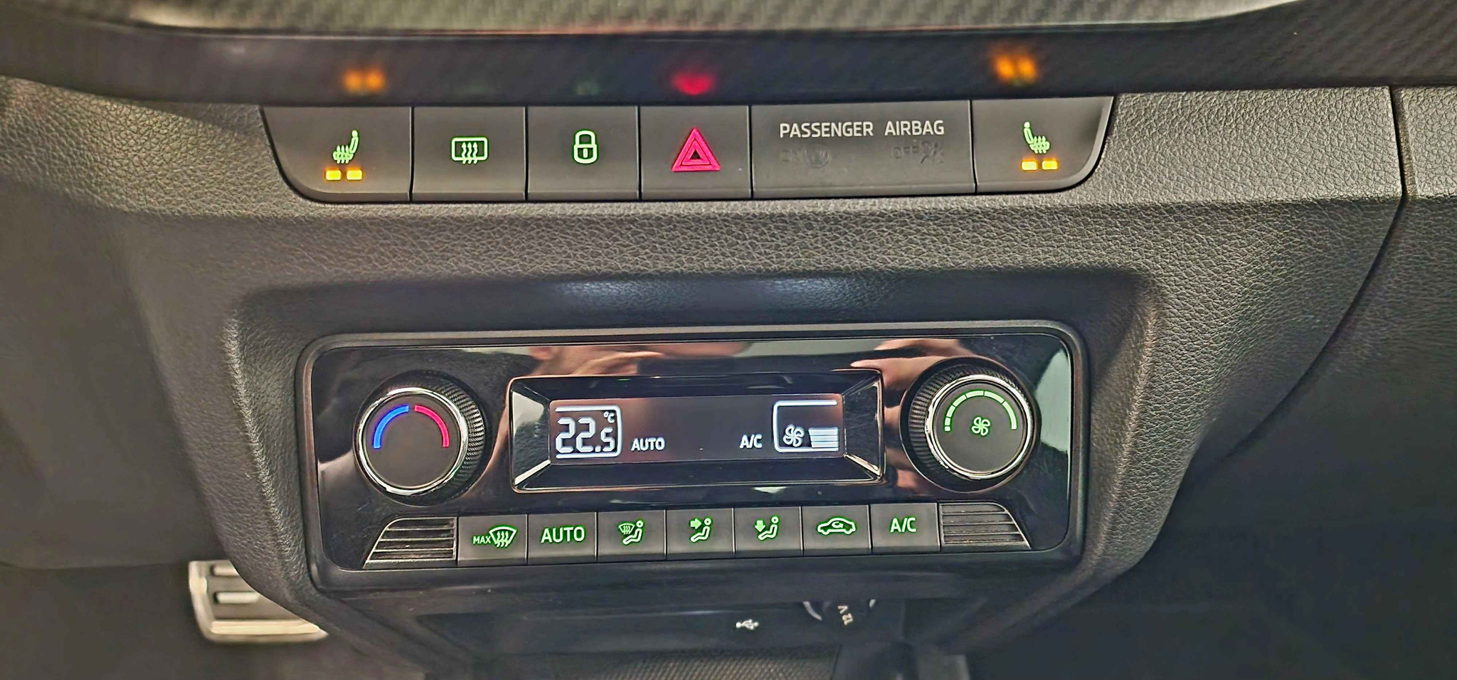 listing desktop thumbnail image 10