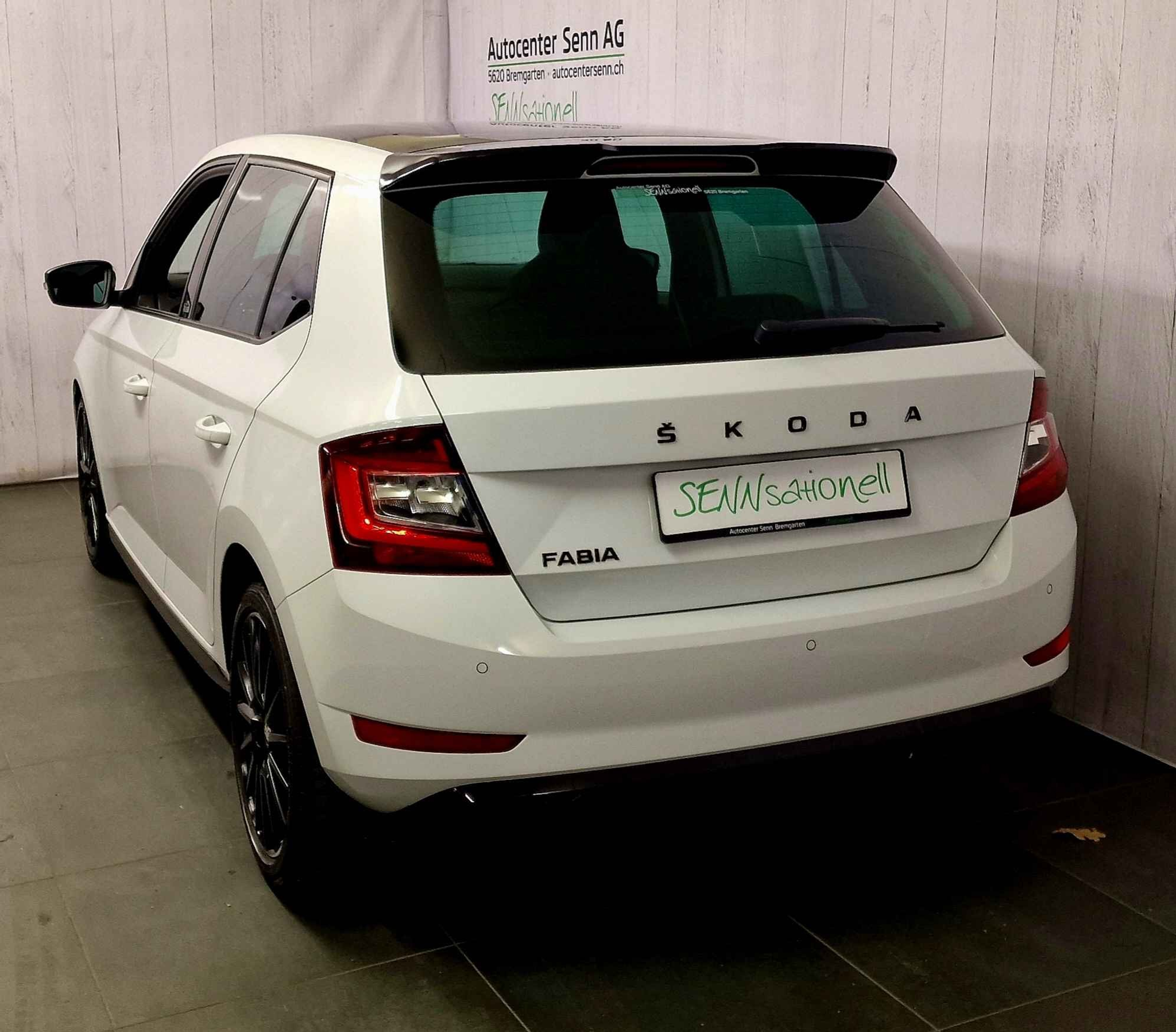 listing desktop thumbnail image 17