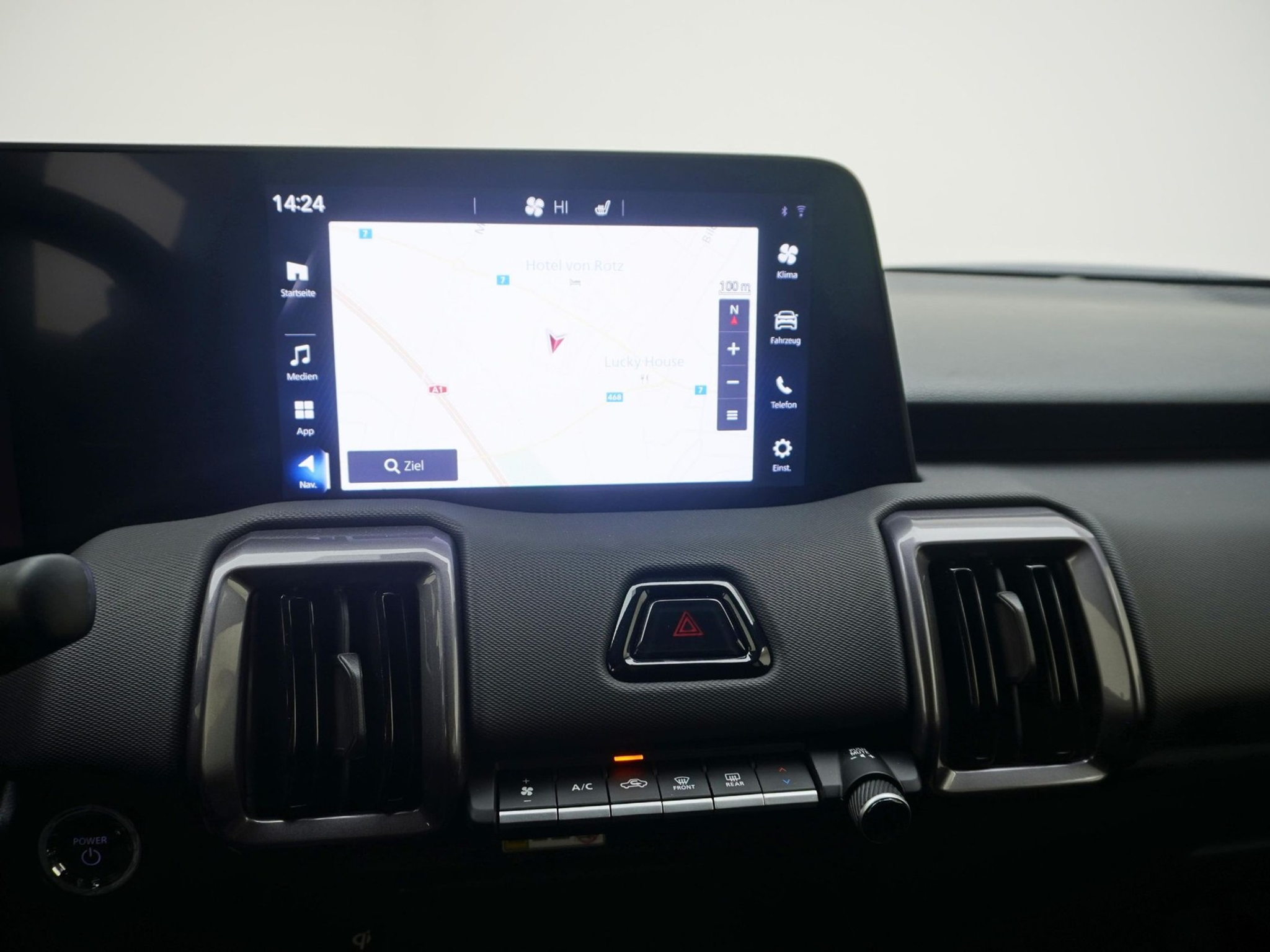 listing desktop thumbnail image 13