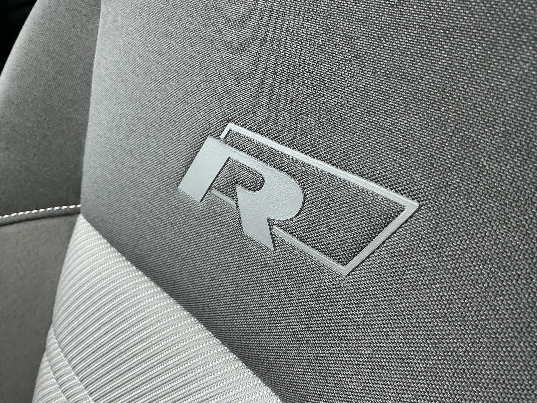 listing desktop thumbnail image 25