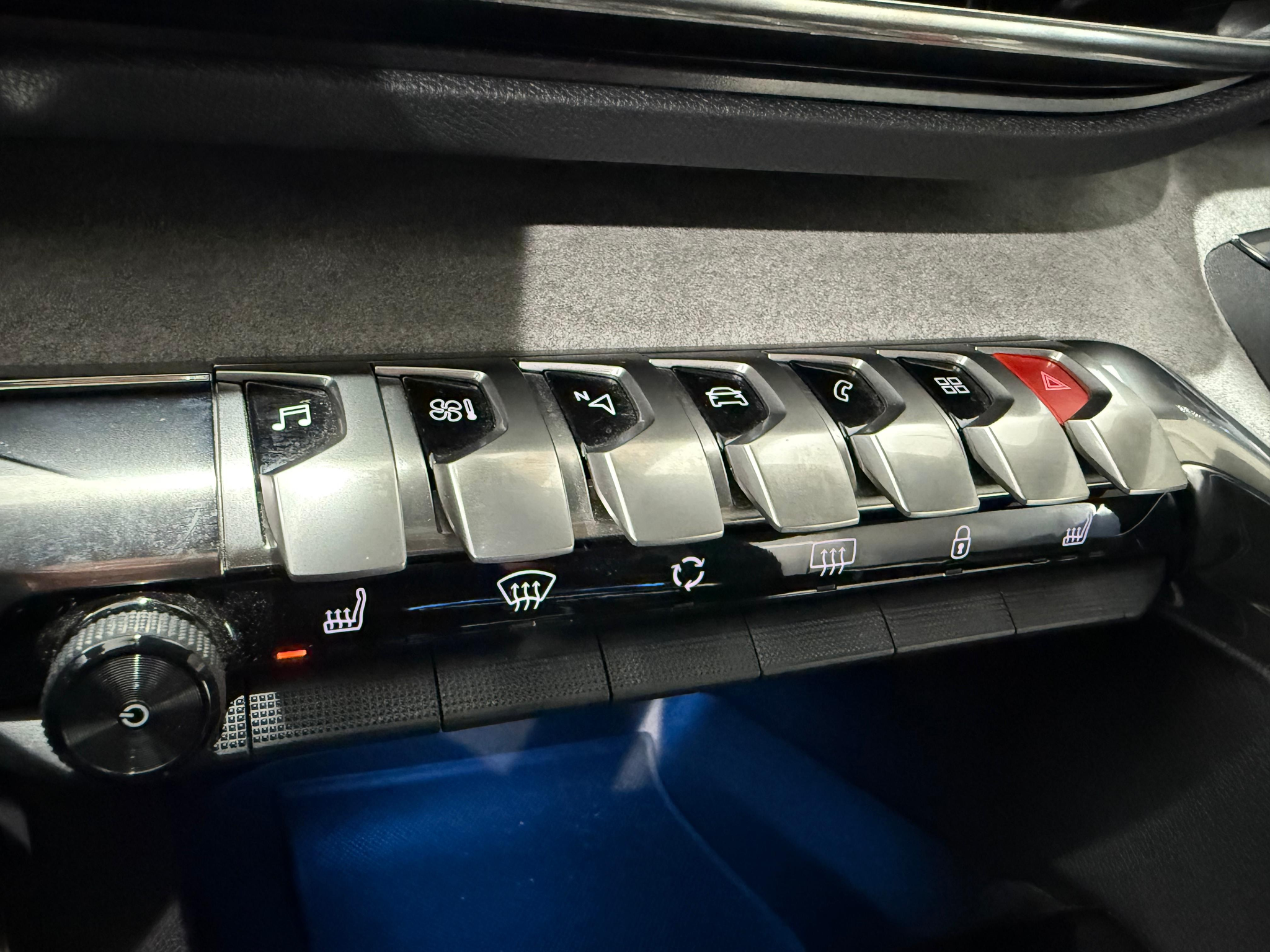 listing desktop thumbnail image 14