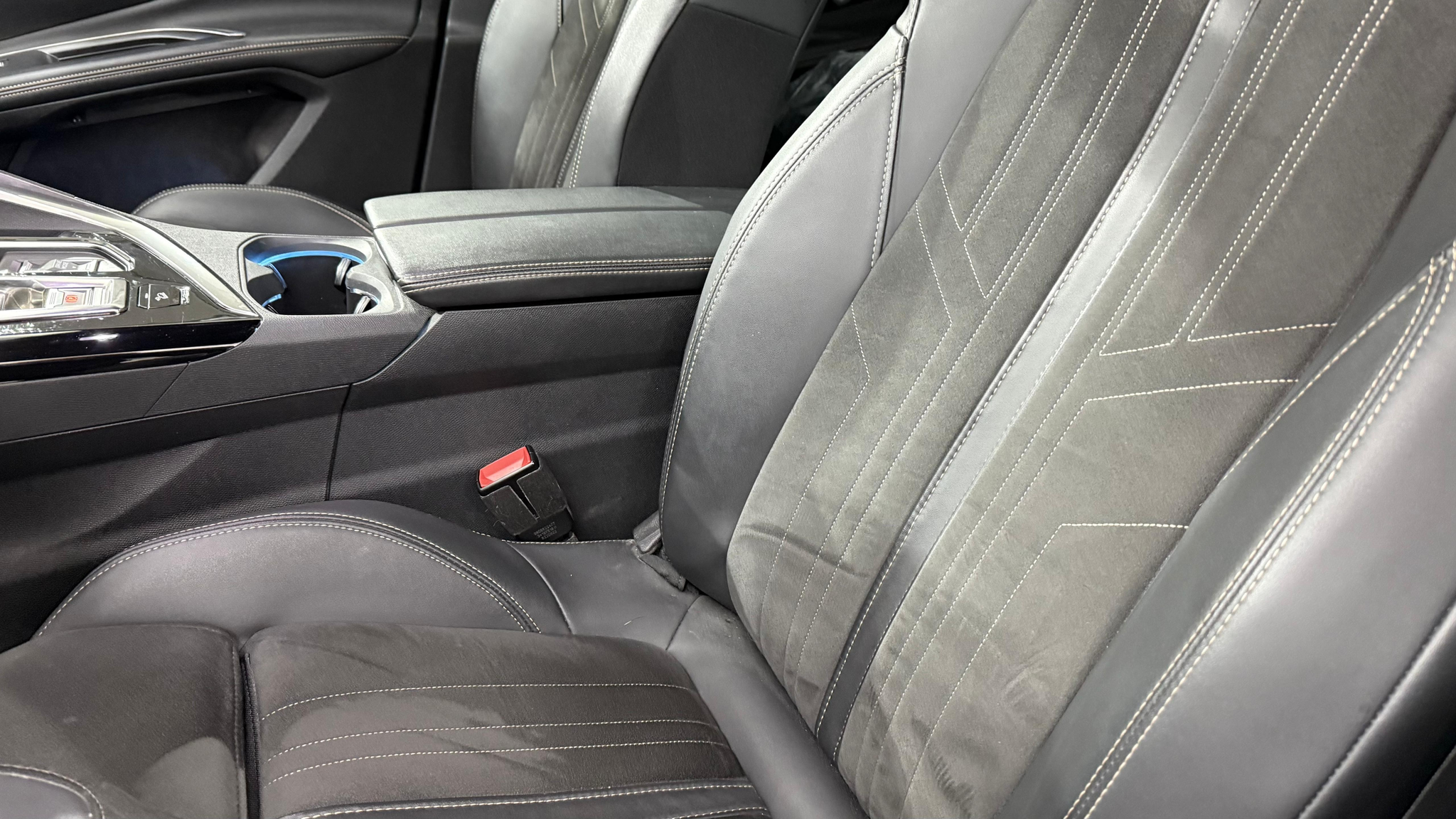 listing desktop thumbnail image 13