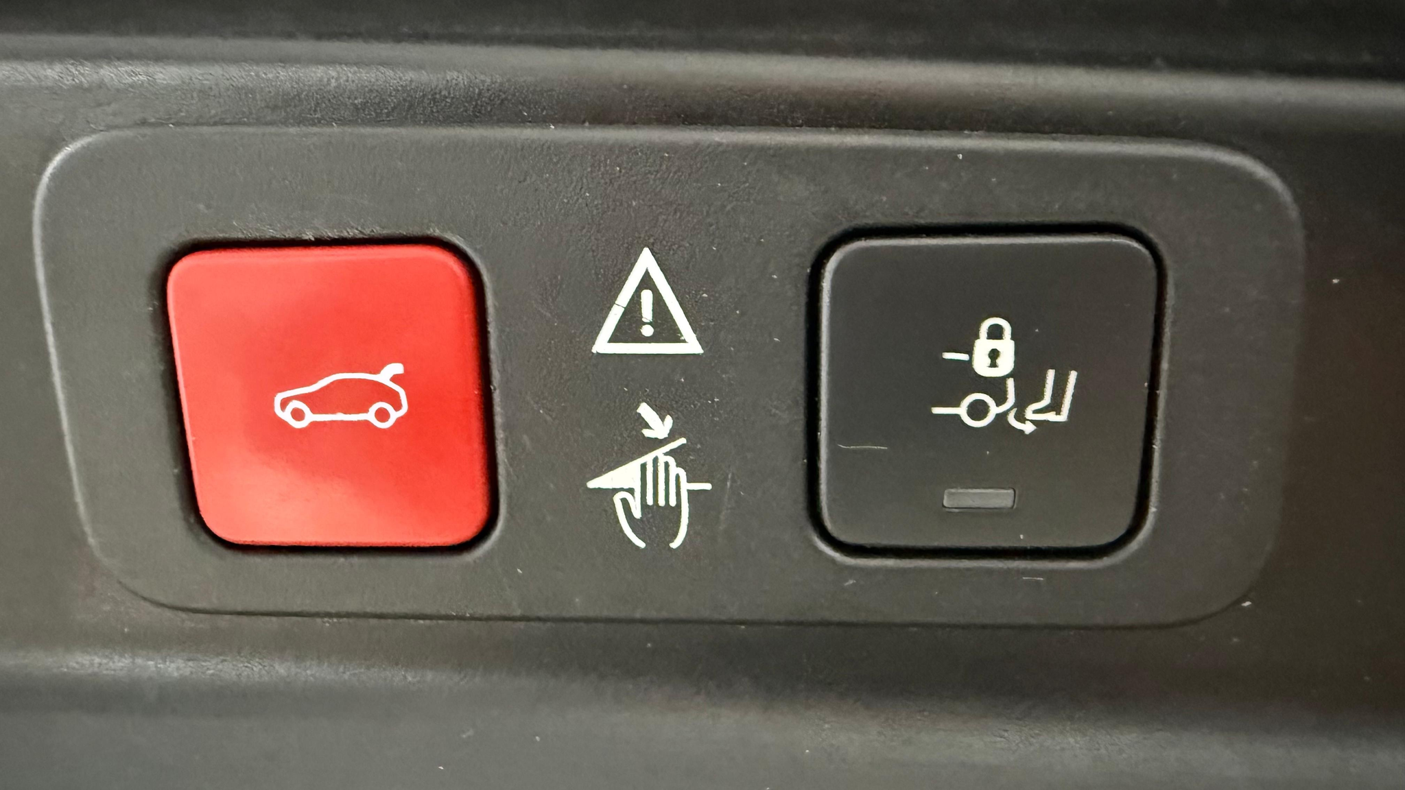 listing desktop thumbnail image 15