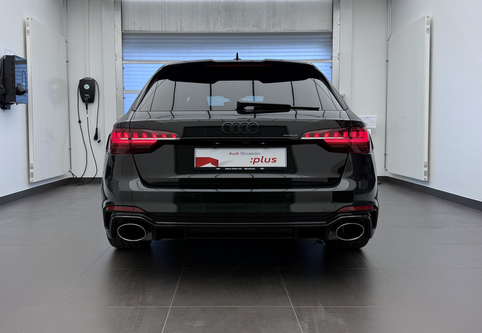 listing desktop thumbnail image 28