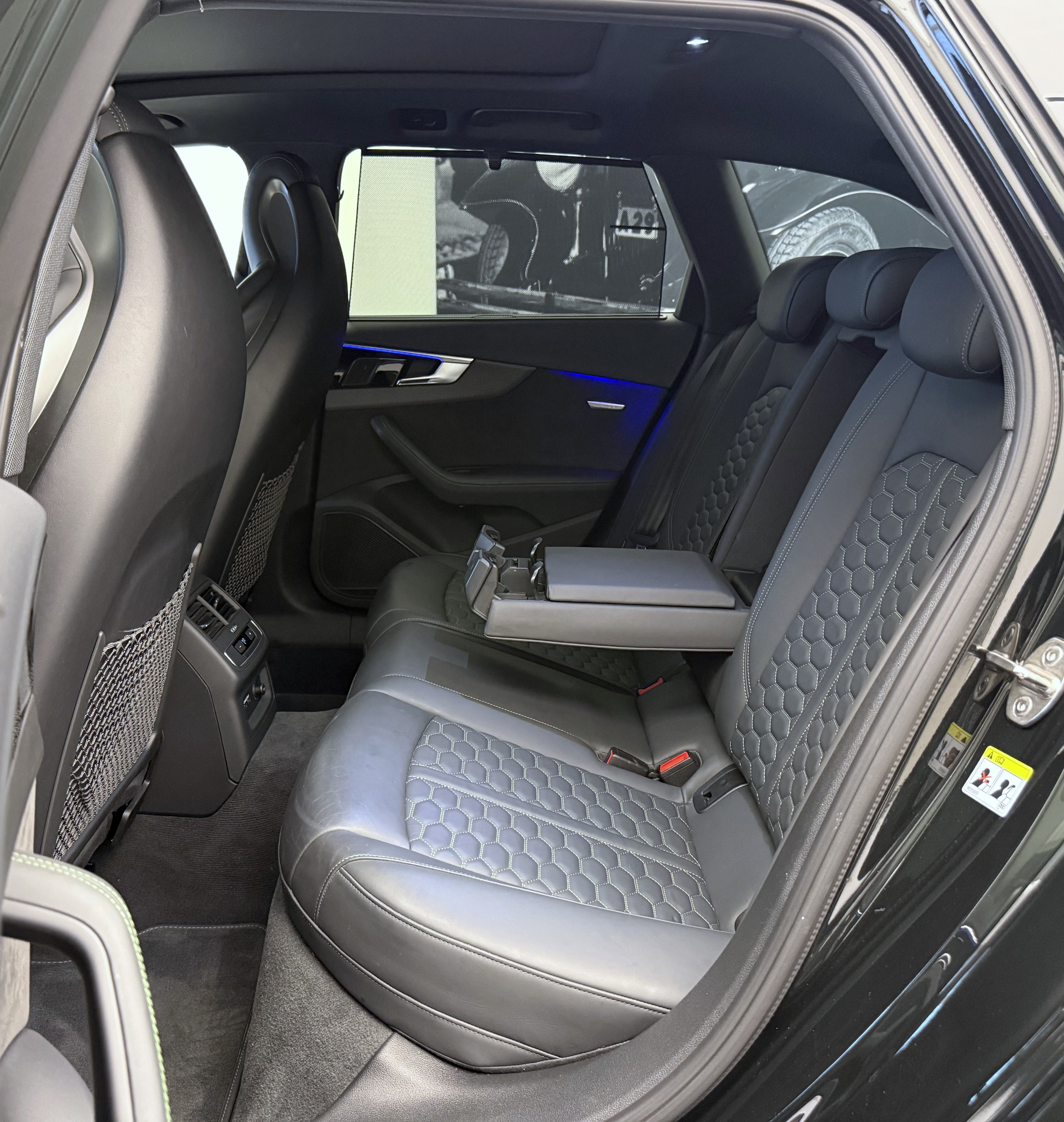 listing desktop thumbnail image 23