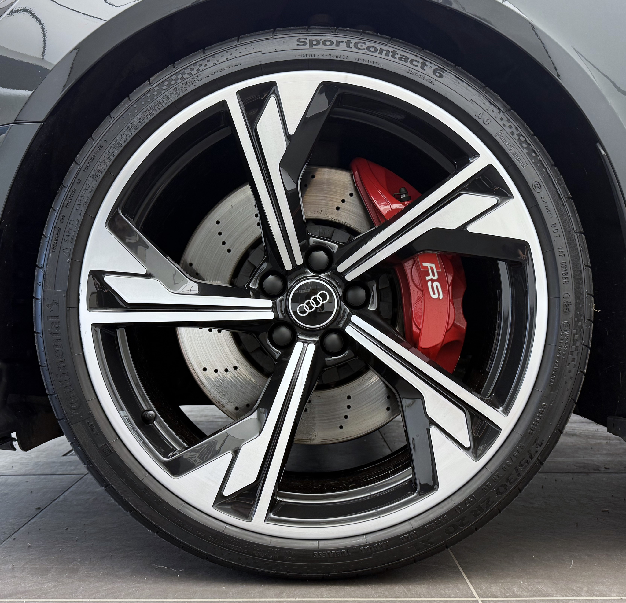 listing desktop thumbnail image 2