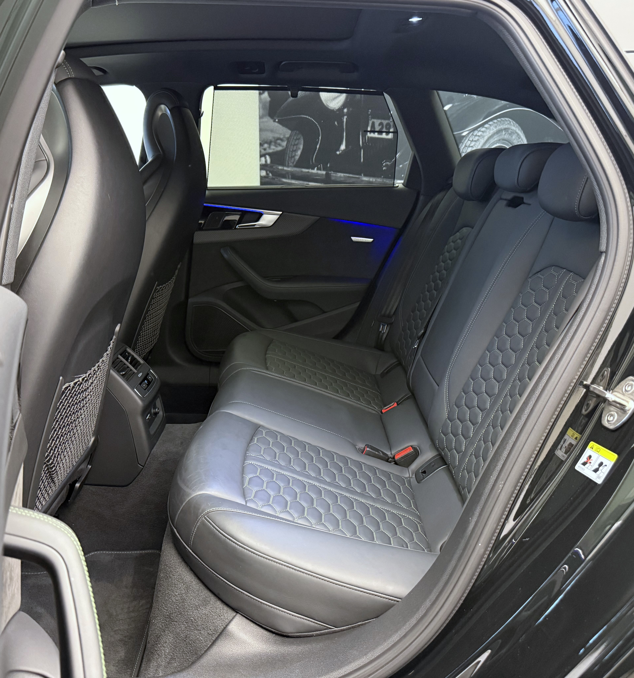 listing desktop thumbnail image 22