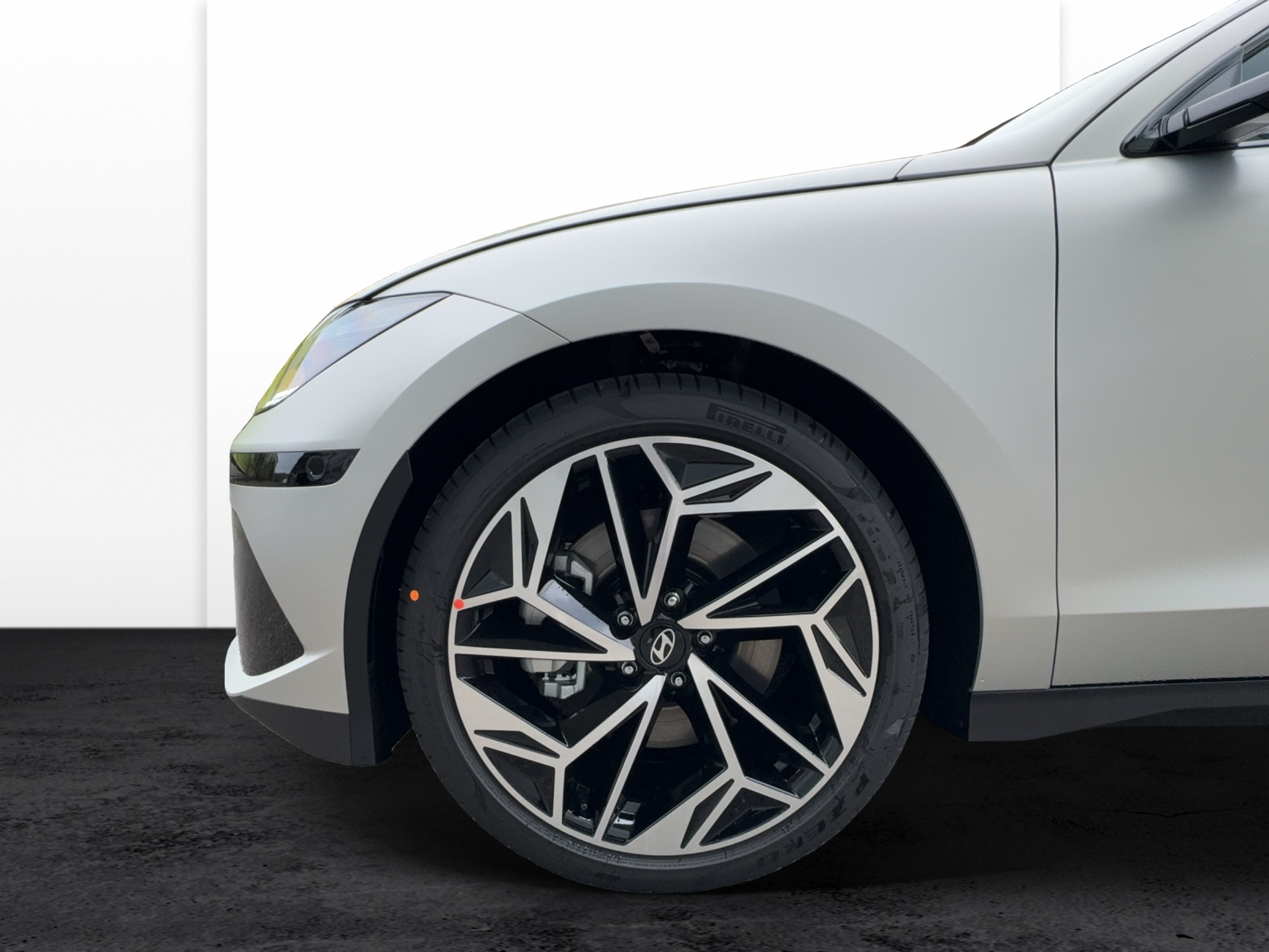 listing desktop thumbnail image 15