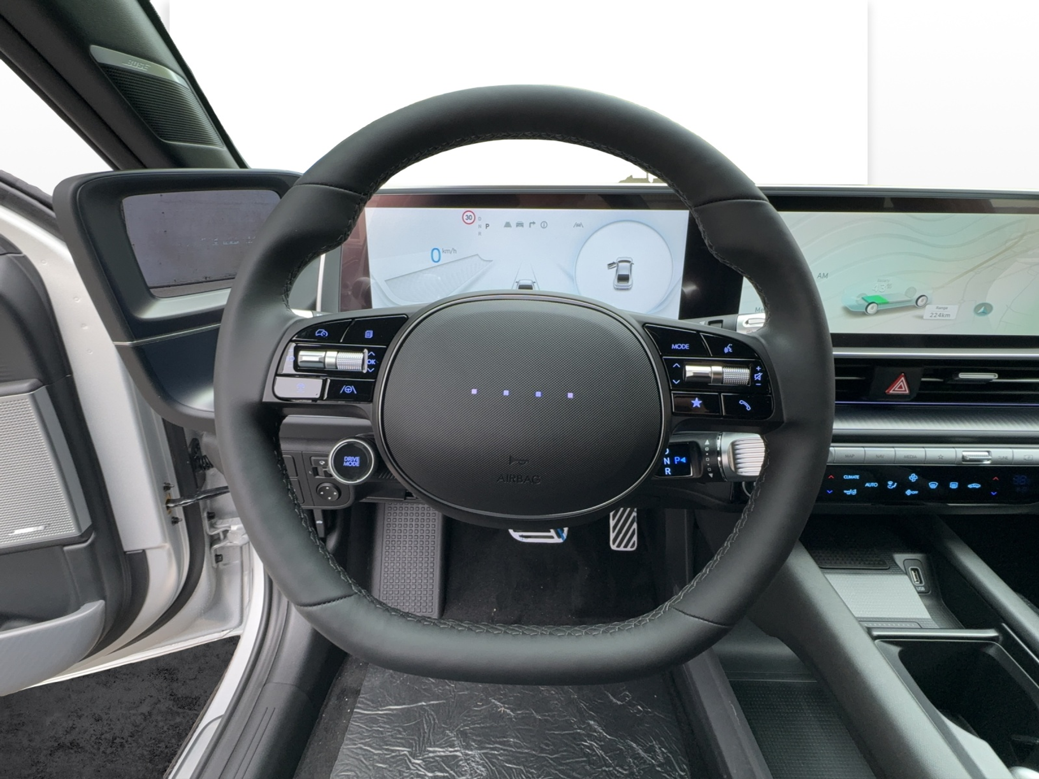 listing desktop thumbnail image 6