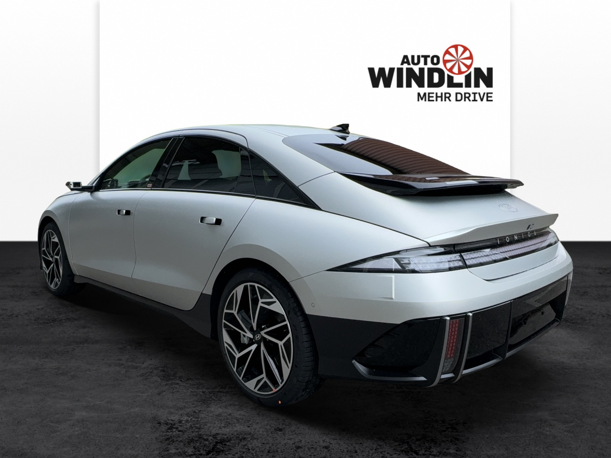 listing desktop thumbnail image 3