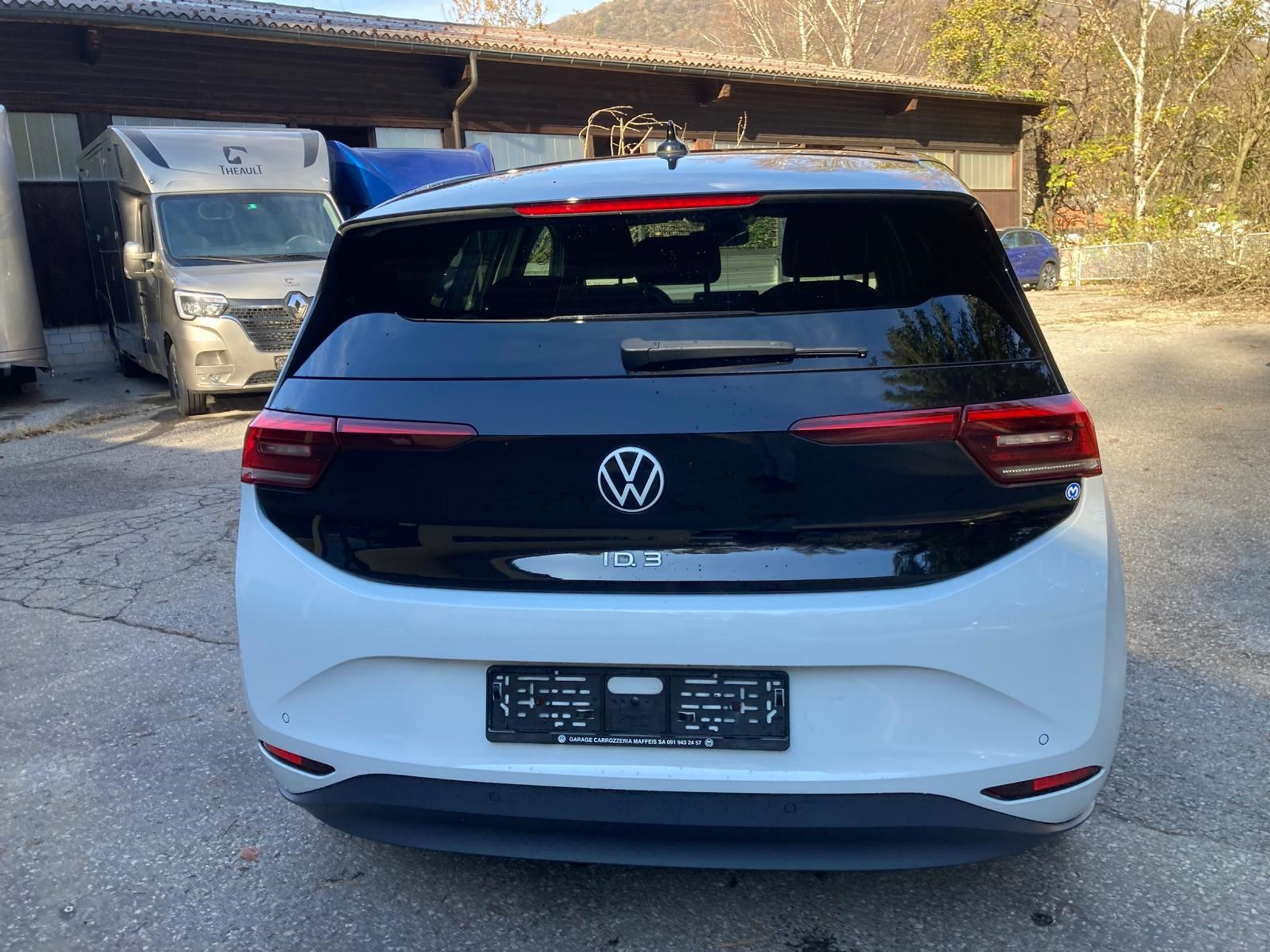 listing desktop thumbnail image 5