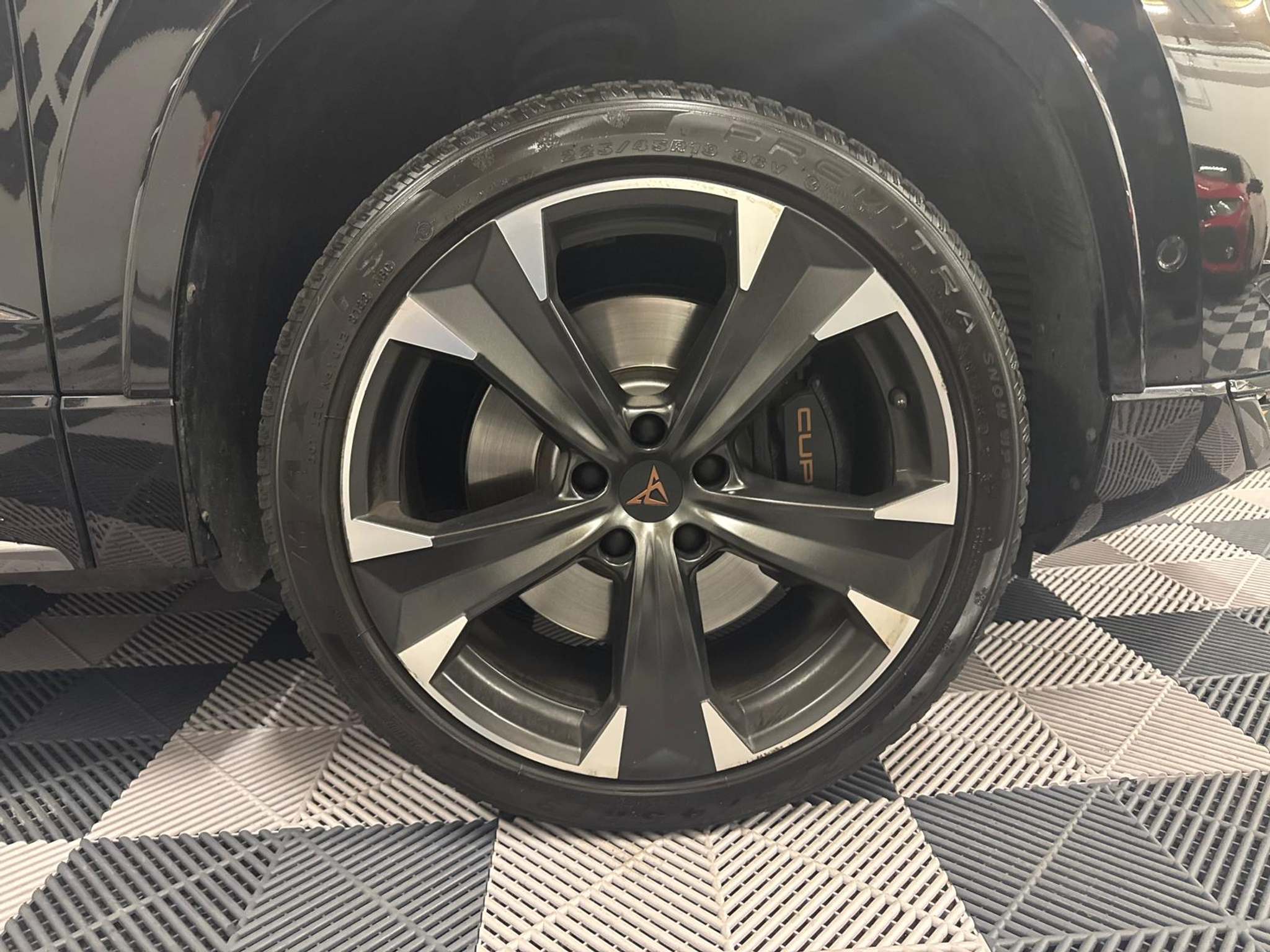 listing desktop thumbnail image 25