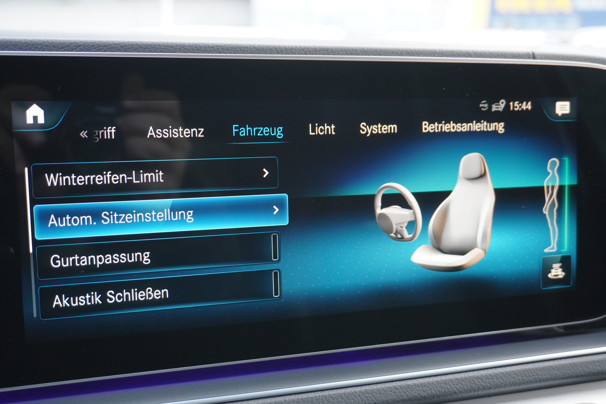 listing desktop thumbnail image 28