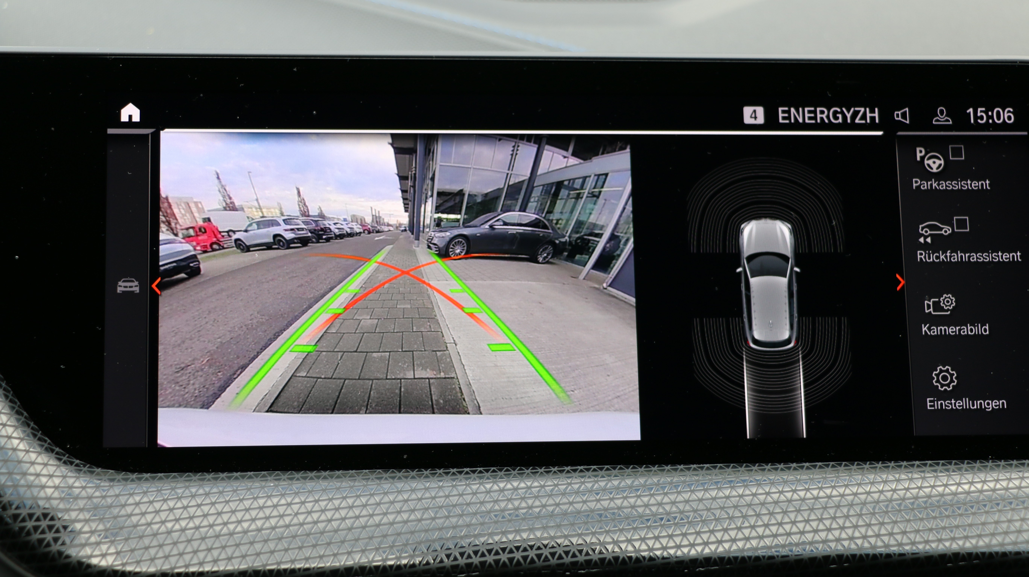 listing desktop thumbnail image 9