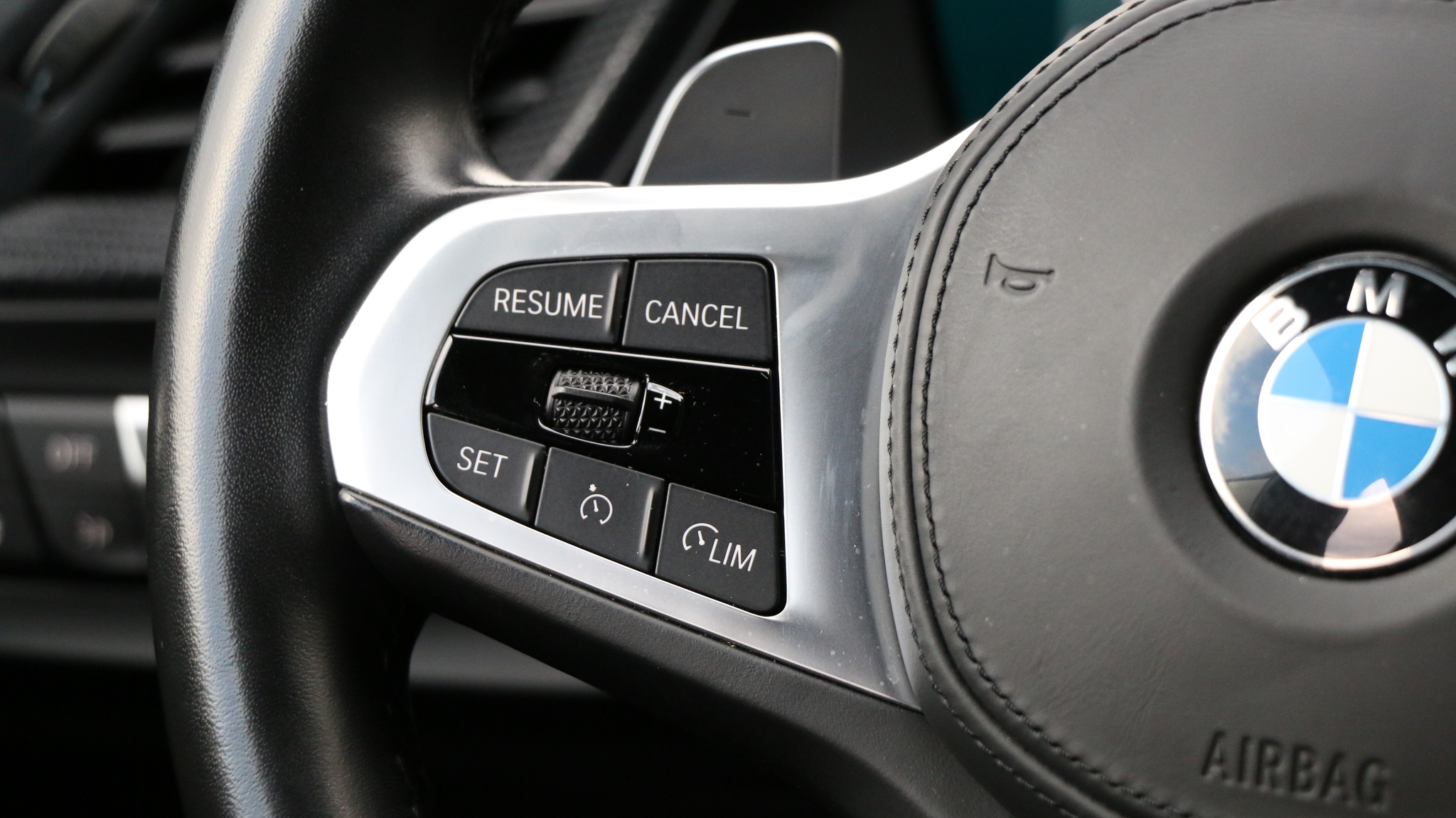 listing desktop thumbnail image 14