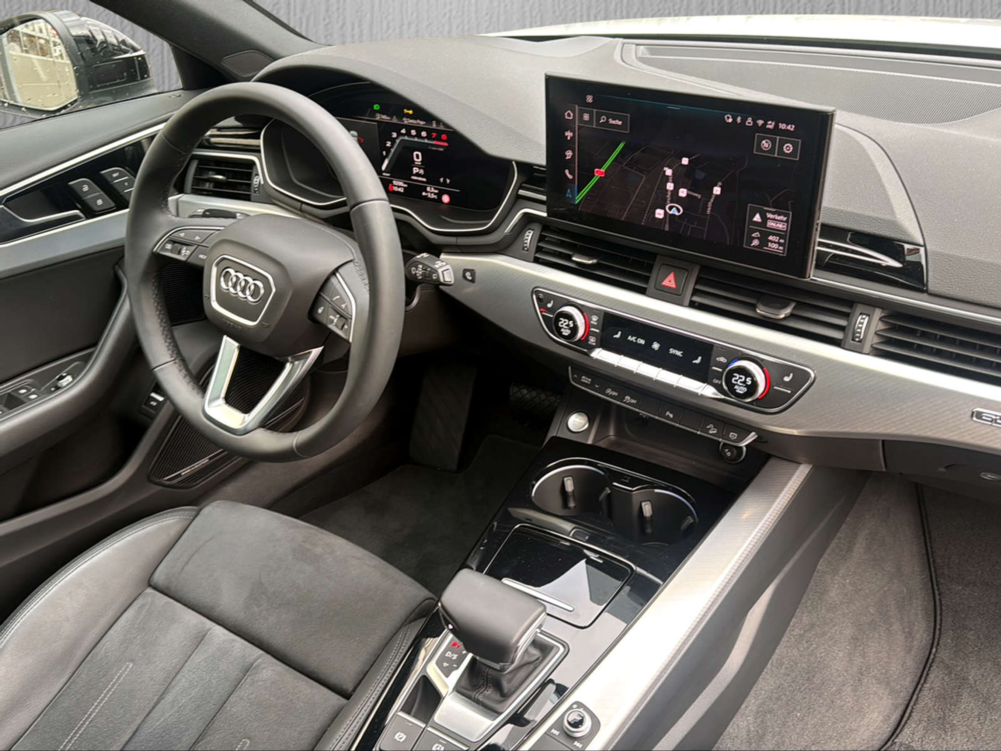 listing desktop thumbnail image 11