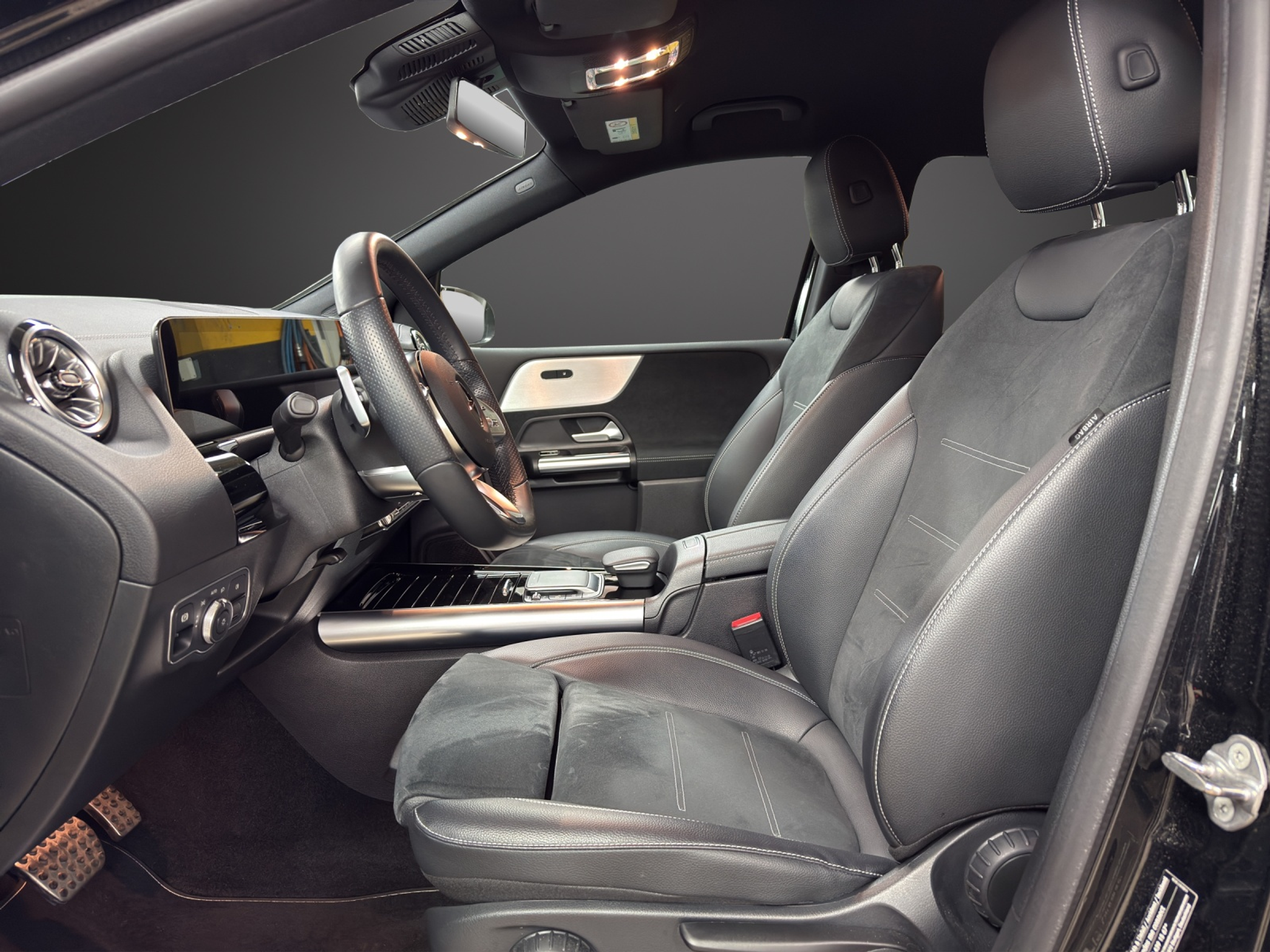 listing desktop thumbnail image 9