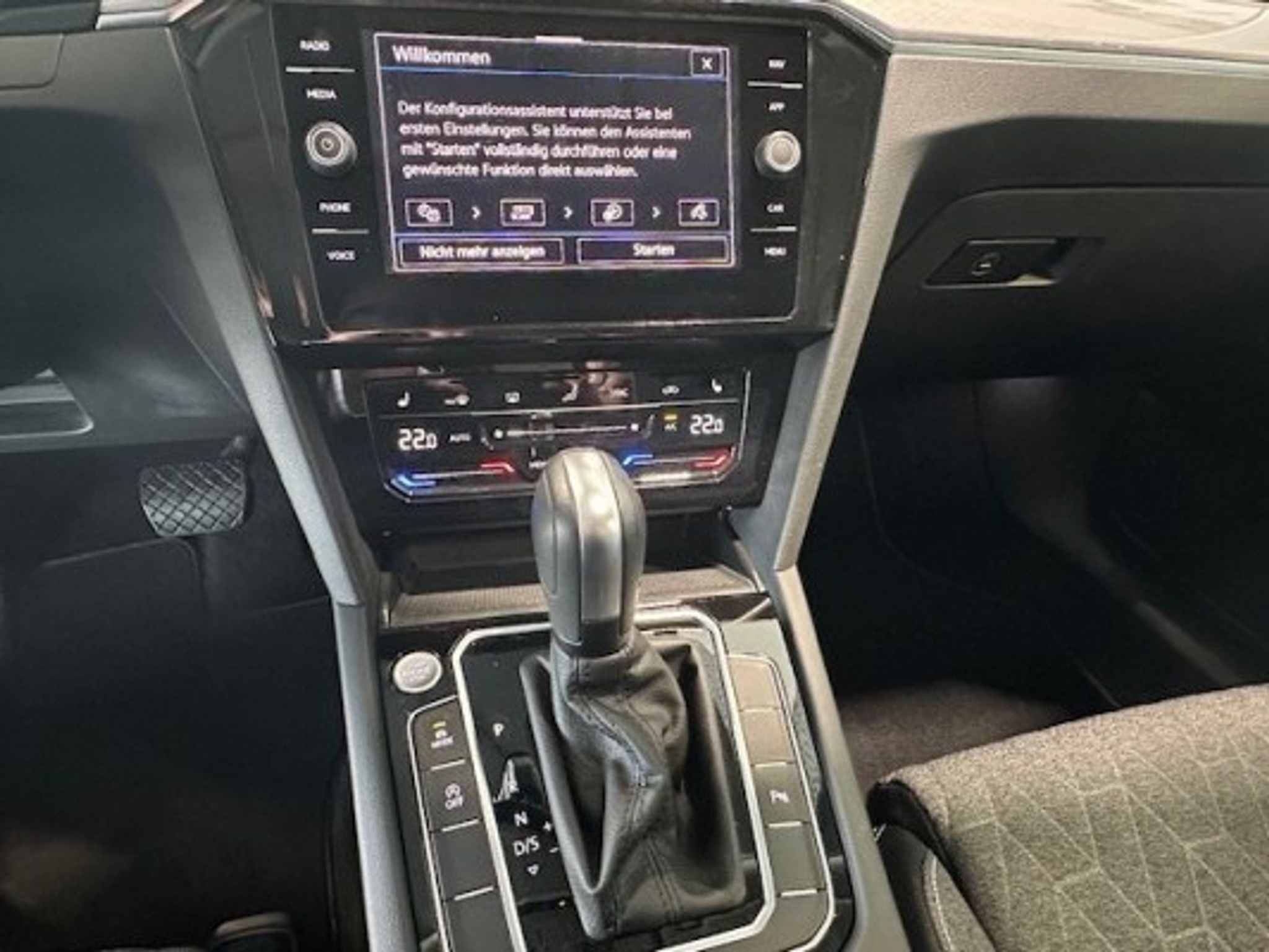 listing desktop thumbnail image 10