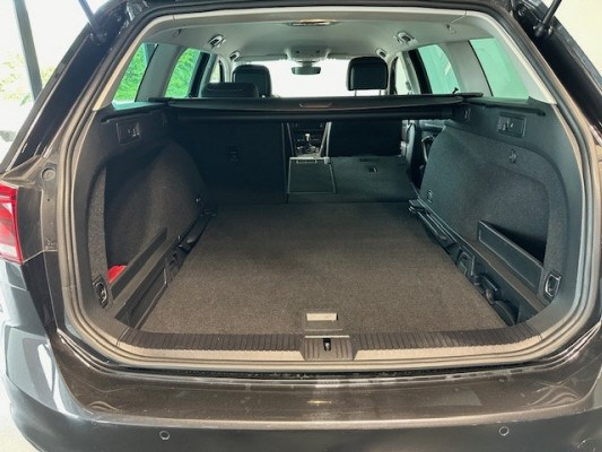 listing desktop thumbnail image 14