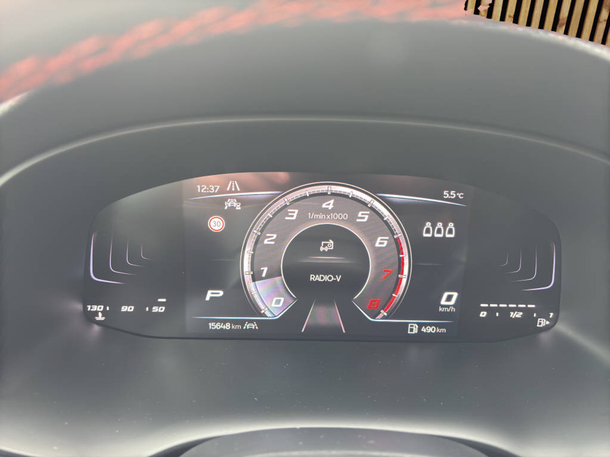 listing desktop thumbnail image 7