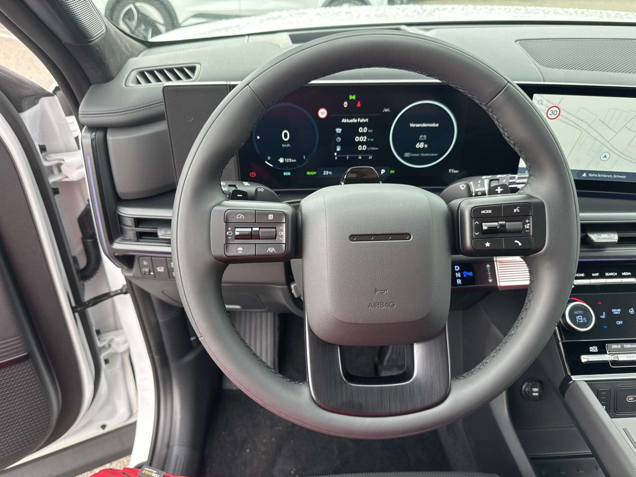 listing desktop thumbnail image 14