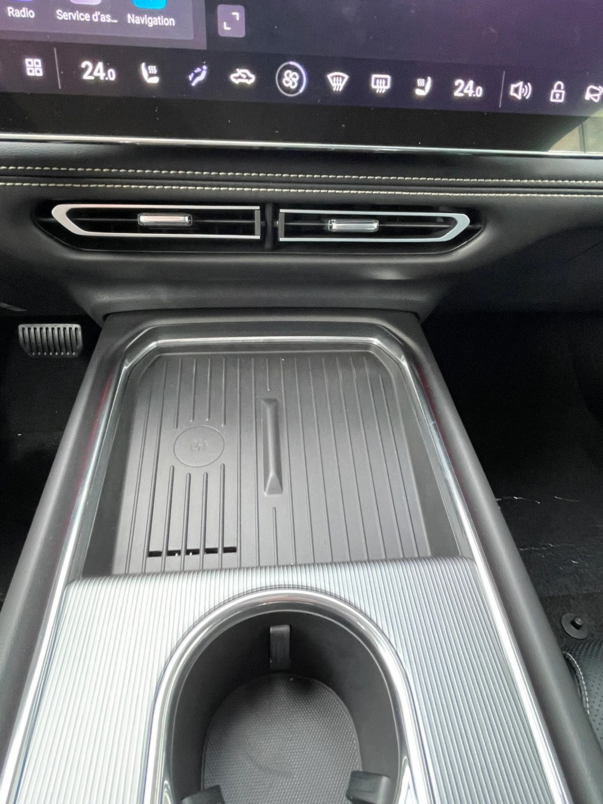 listing desktop thumbnail image 9